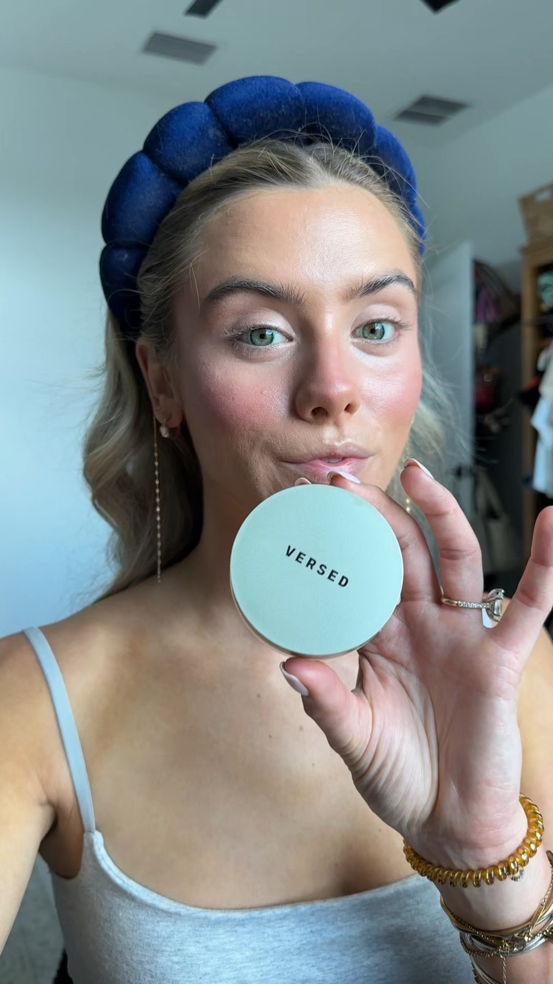 Versed Smooth Finish Brightening Setting Powder - 1 - Fair to Light -  Vegan, Aloe, Hyaluronic Acid, Talcum-Free

#LTKselfcare #LTKBeauty #LTKgrwm