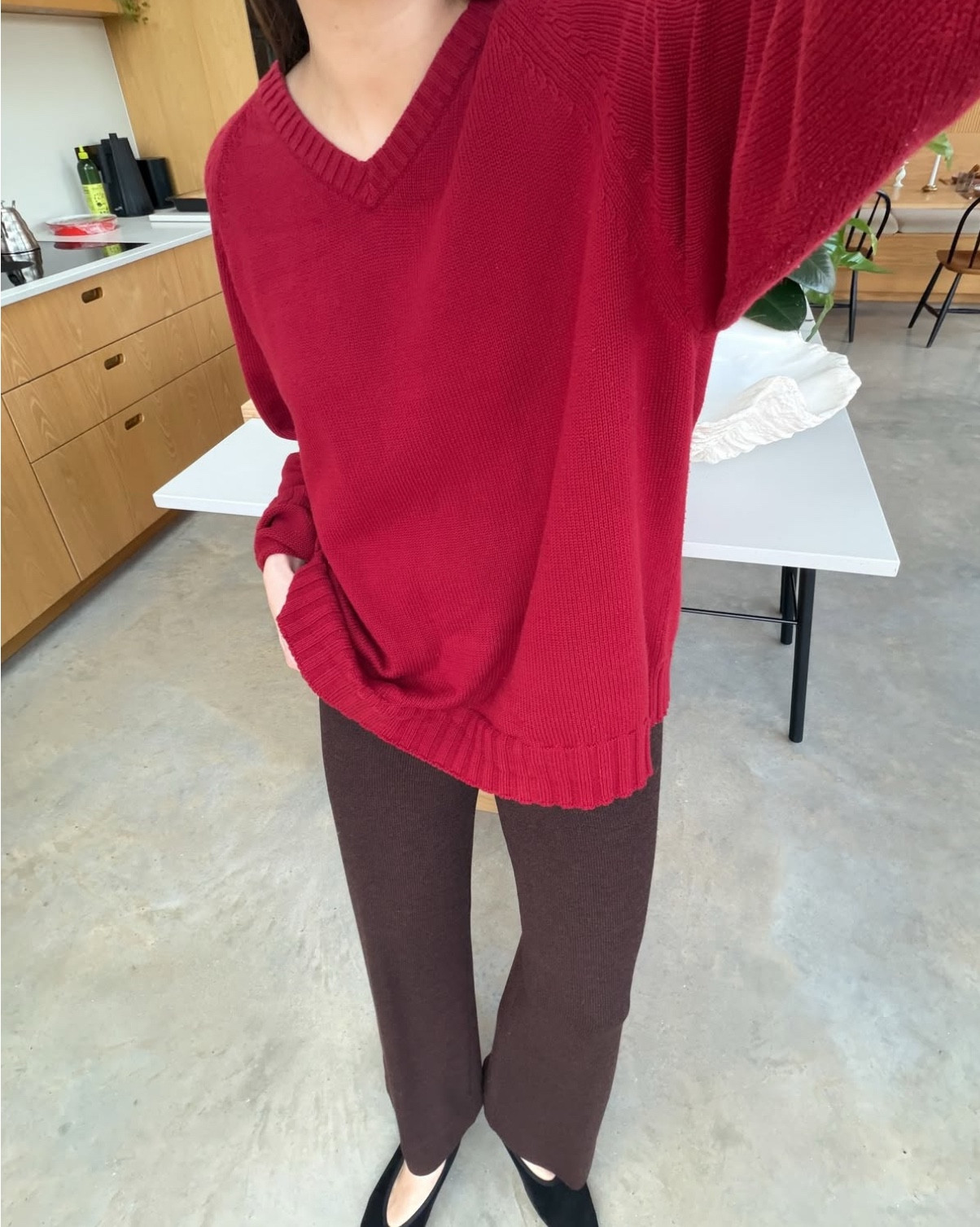 The festive jumpers are creeping out of the wardrobes, here’s one of my favourite pops of red from Donni

#LTKfestive #LTKwinter #LTKstyletip