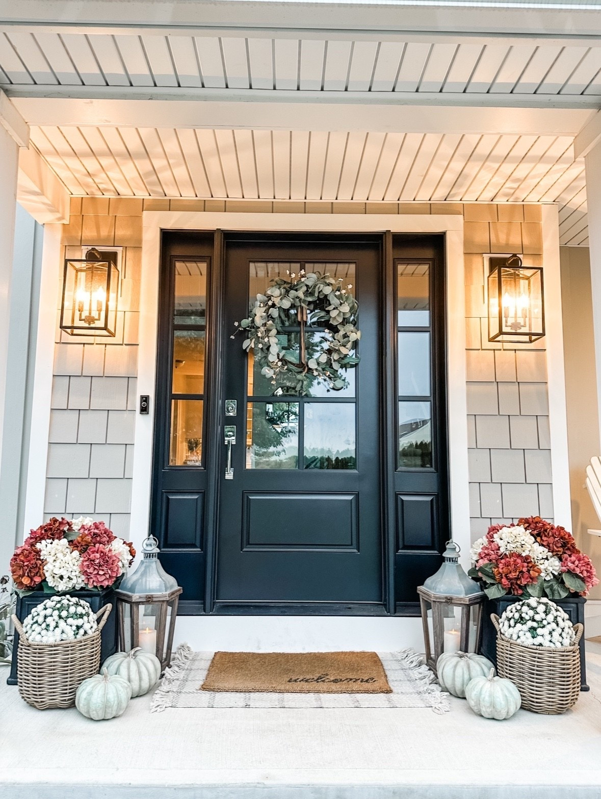 Last year’s fall porch 🍂

fall porch, fall decor, coastal decor, fall decorating, Halloween decor, Halloween porch, fall doormat, fall wreath, faux mums, faux pumpkins 

#LTKSeasonal #LTKStyleTip #LTKHome