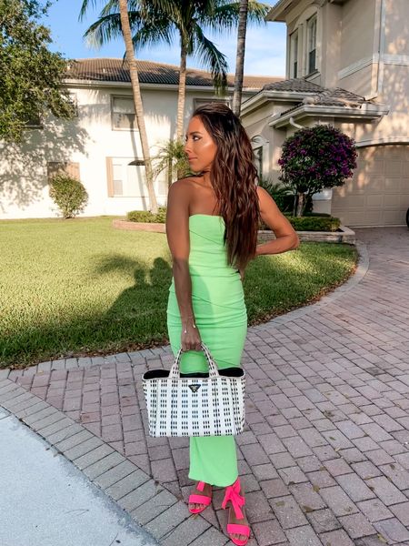 Seeing green 💚💚 tube dress bright colors neon lime green Colorblock pink sandals 

#LTKFestival #LTKunder100 #LTKfamily