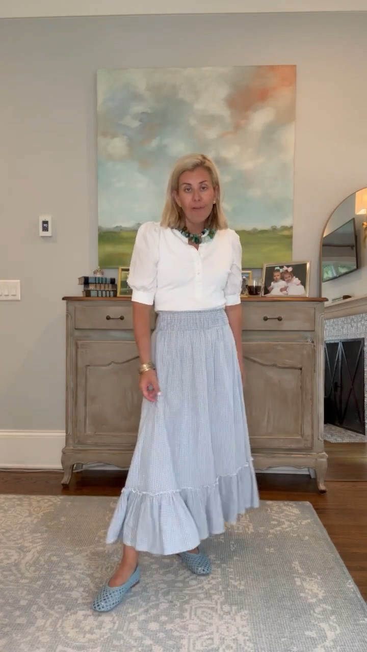 There is certainly nothing boring about this outfit…especially this gauze skirt. I also have it in navy and I could not love it more. I wear an XS top, skirt & cardigan. ￼

#LTKdayinmylife #LTKootd #LTKmomlife