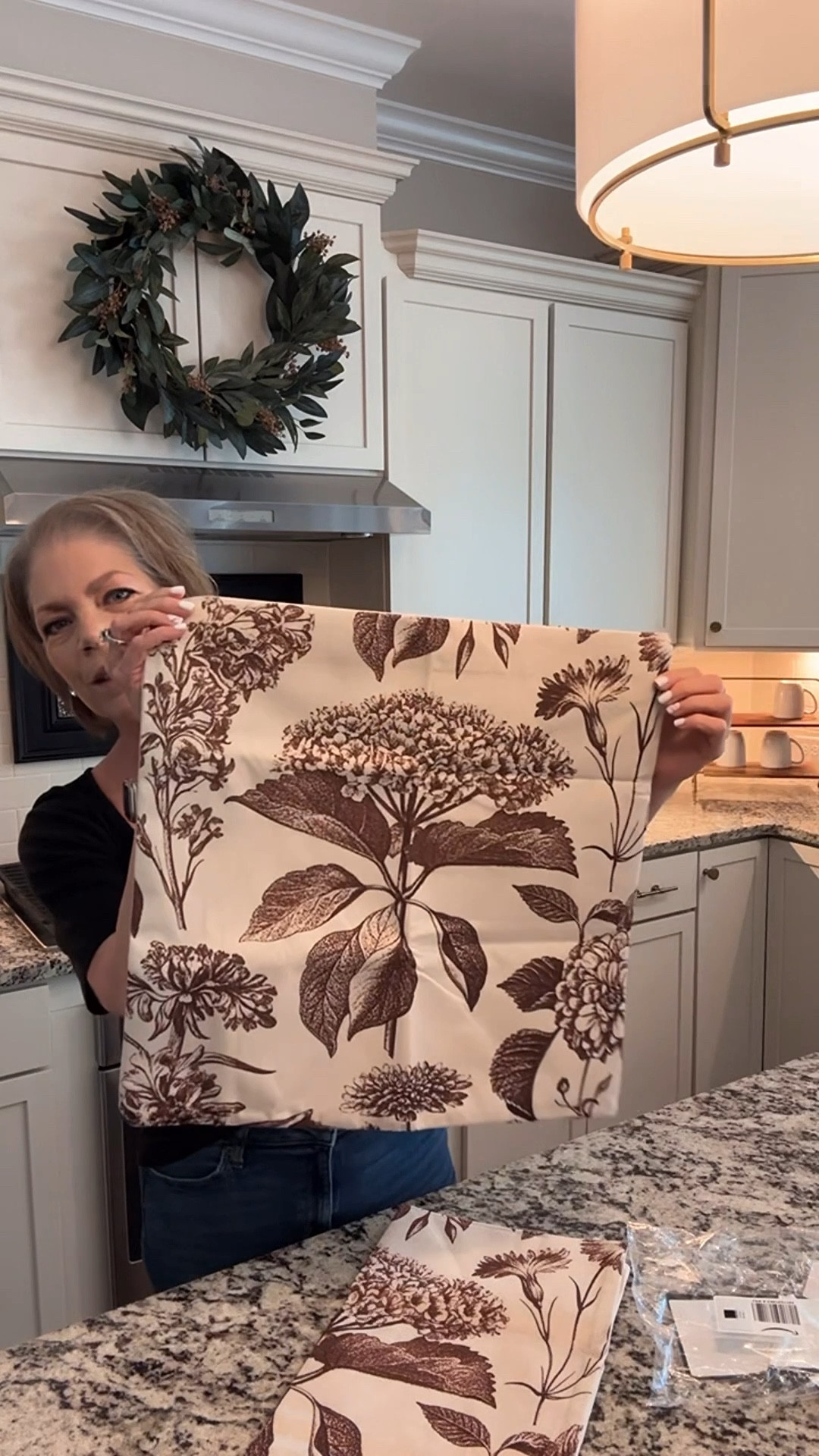 My newest spring pillow covers!! Love🤎

Hydrangeas pillows covers, pillow inserts.


#LTKSeasonal #LTKstorytime #LTKHome