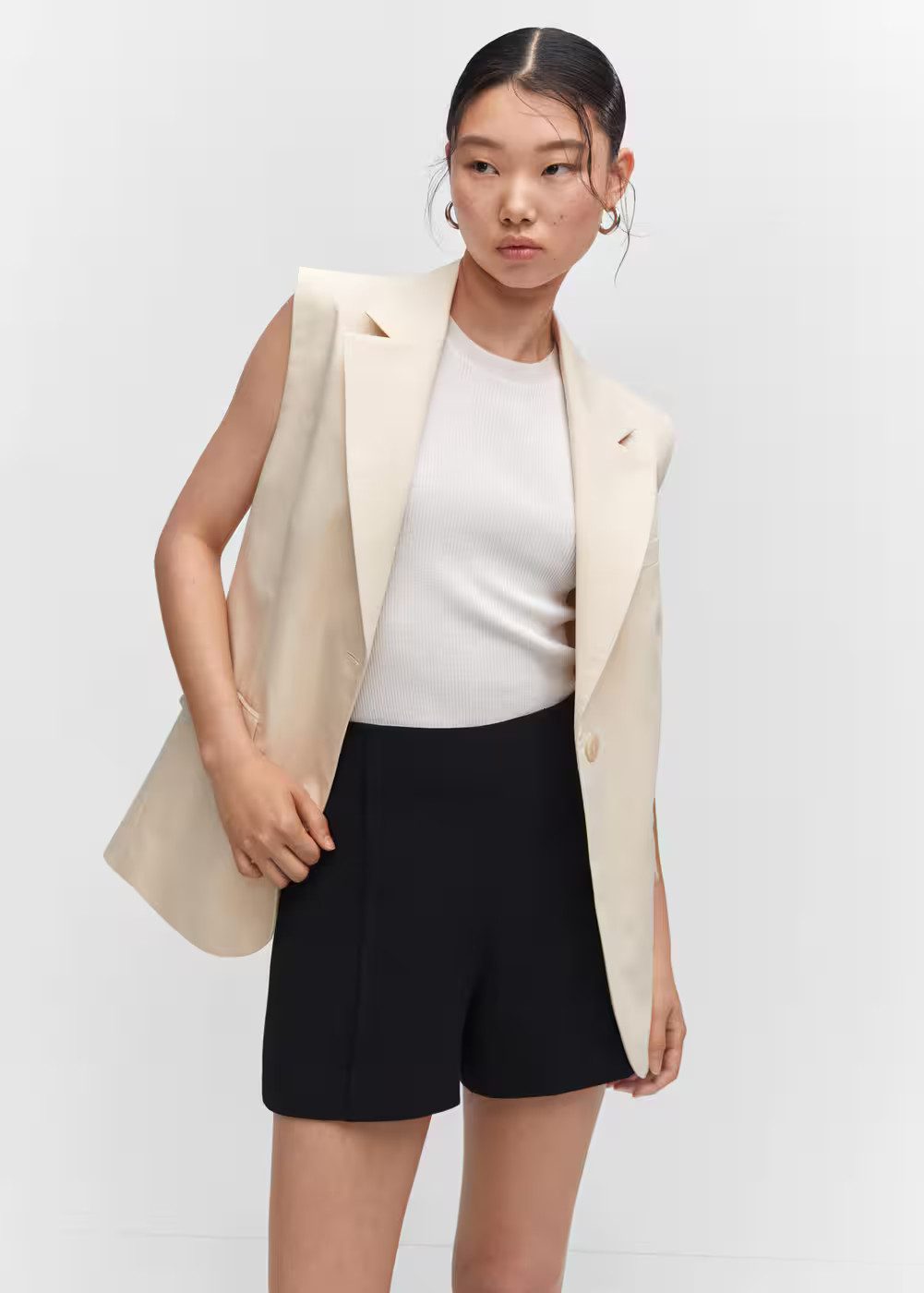 Long vest with pockets | MANGO (US)