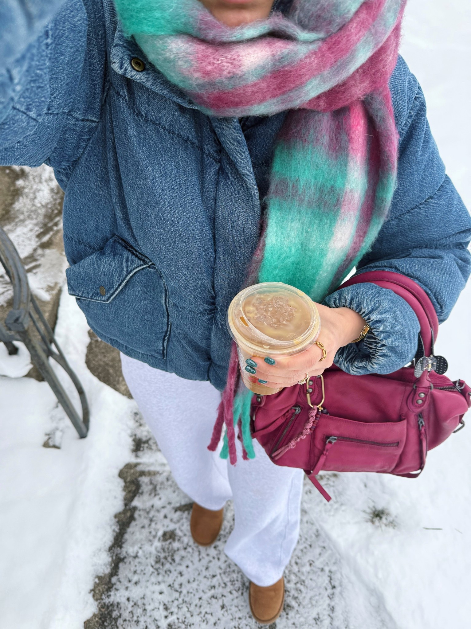 Added my denim puffer :) such a cute fit! Got a Medium in the puffer 🩷🐙🌲❄️

#LTKootd #LTKSeasonal