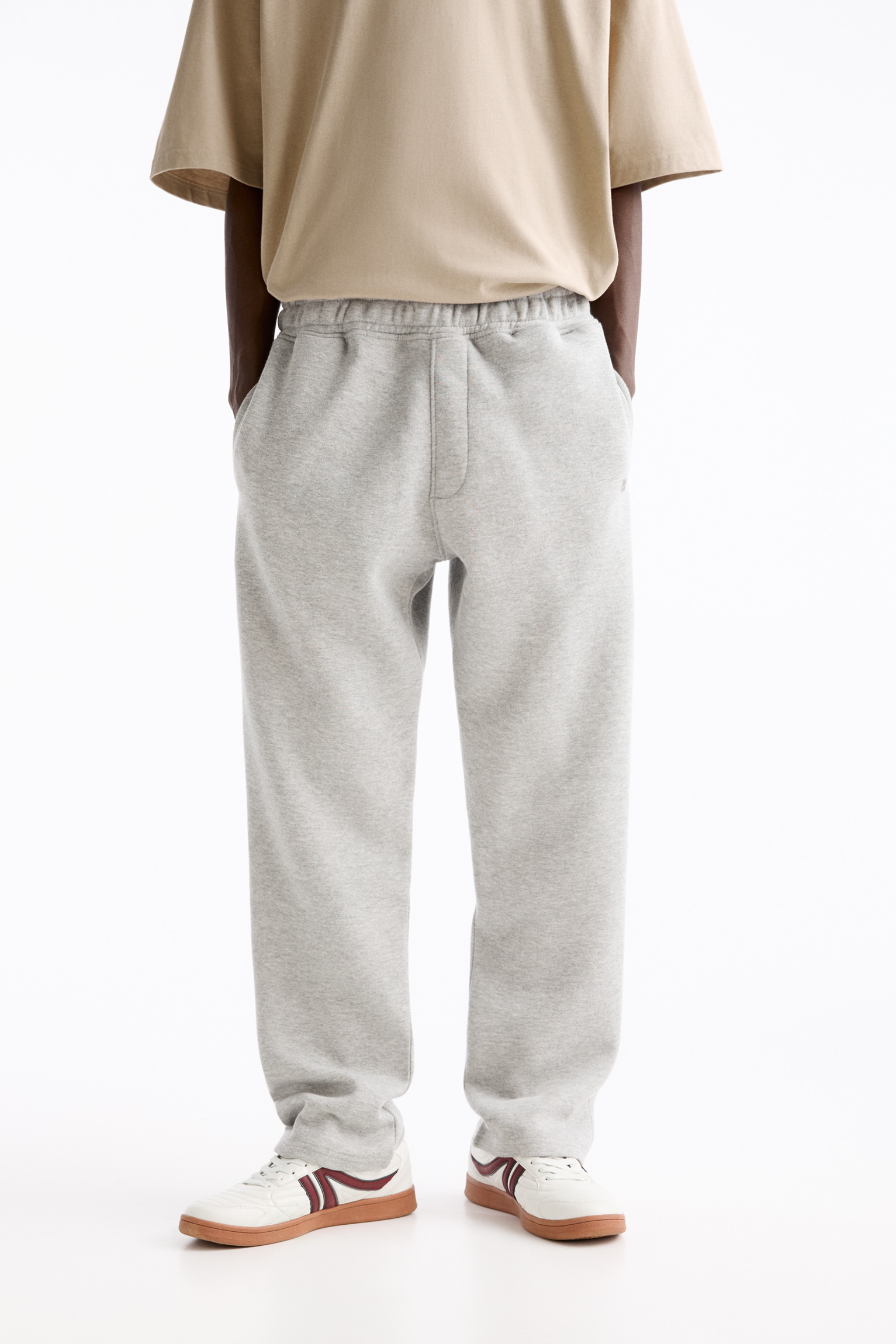 Geborduurde joggingbroek | PULL and BEAR NL