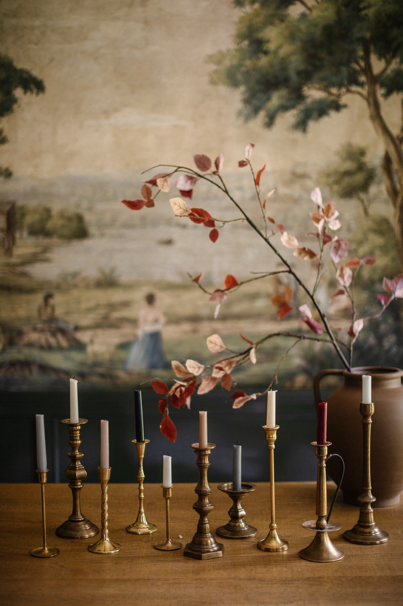 We’re talking droplets candles today on ChrisLovesJulia.com. All of the candlesticks (and similar options) we used are linked below!

#LTKFindsUnder50 #LTKSeasonal #LTKHome