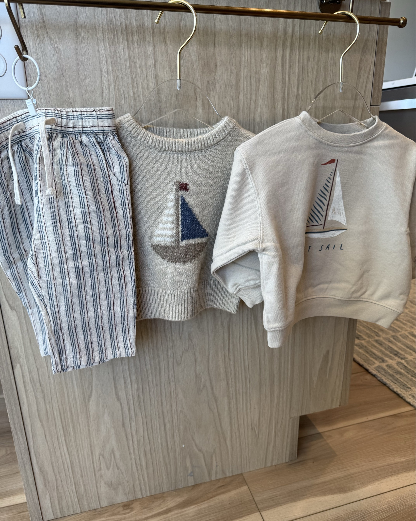 Coastal baby boy outfits 🐚🌊⚓️






Baby boy outfits 
Beach baby
Boy clothes 
Baby boy spring
Baby boy summerr

#LTKBaby #LTKmomlife #LTKSwim