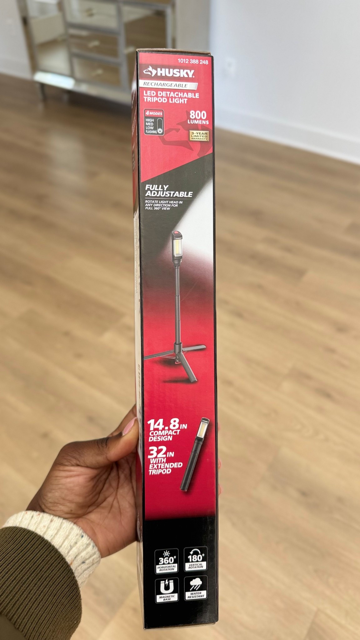 Viral tripod light for content and recording. I think I might order a second one but the lighting is awesome! Content creator tech, led tripod light 