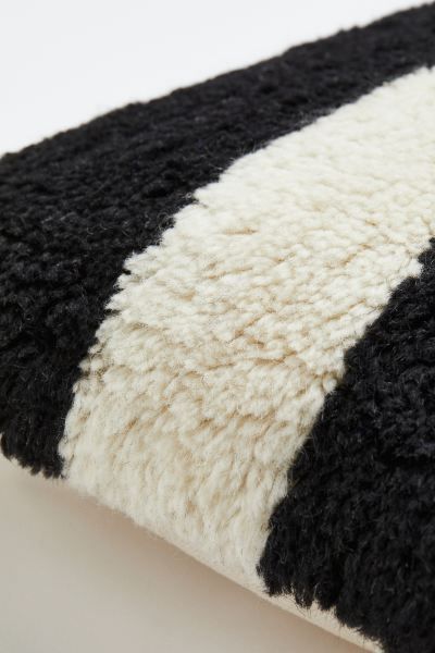 Tufted Wool Cushion Cover | H&M (US + CA)