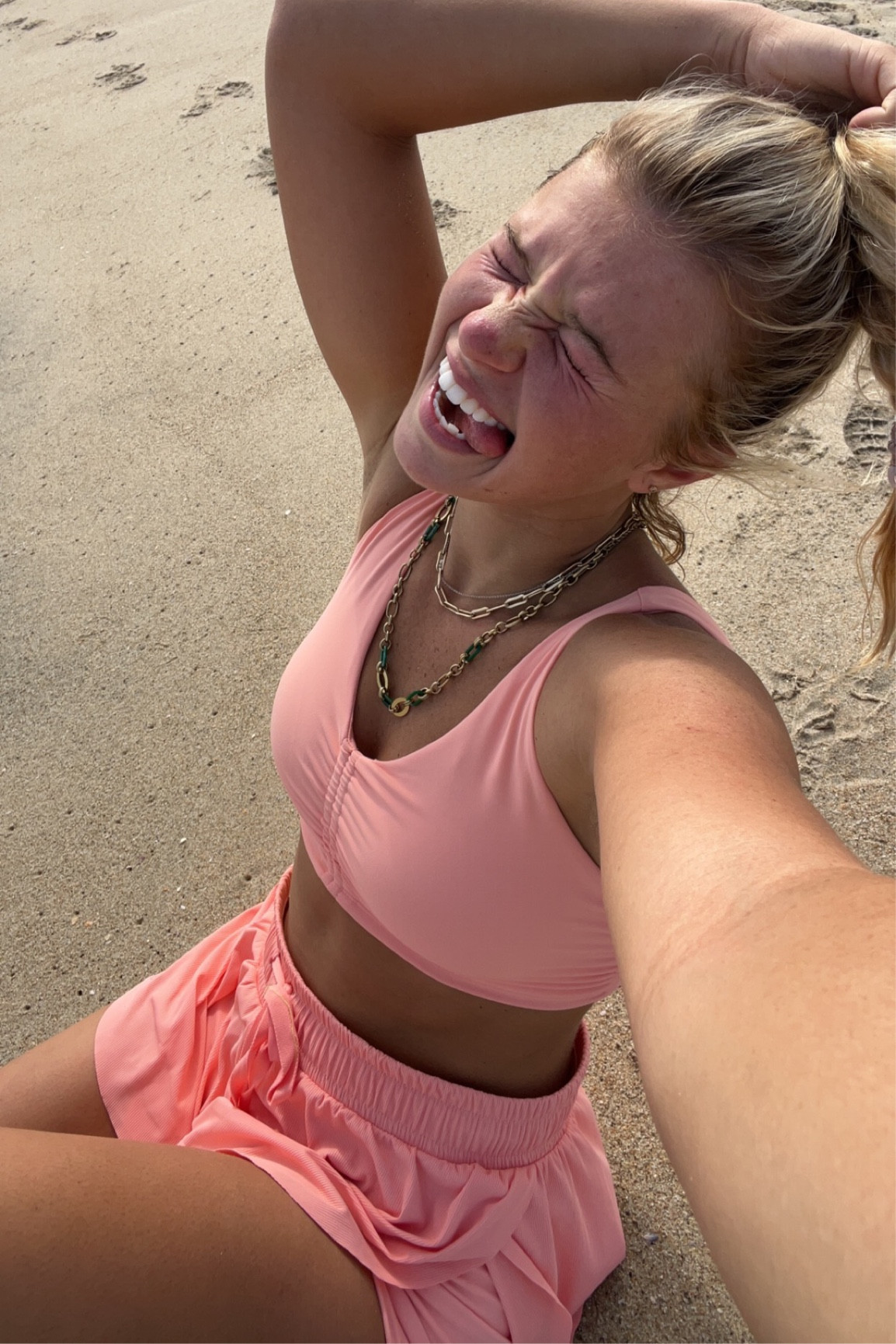 BEST RUNNING SET. It’s so supportive and buttery soft. The shorts are thick leg approved and don’t rise. Best running fit. 

#LTKFitness #LTKcurves #LTKBacktoSchool