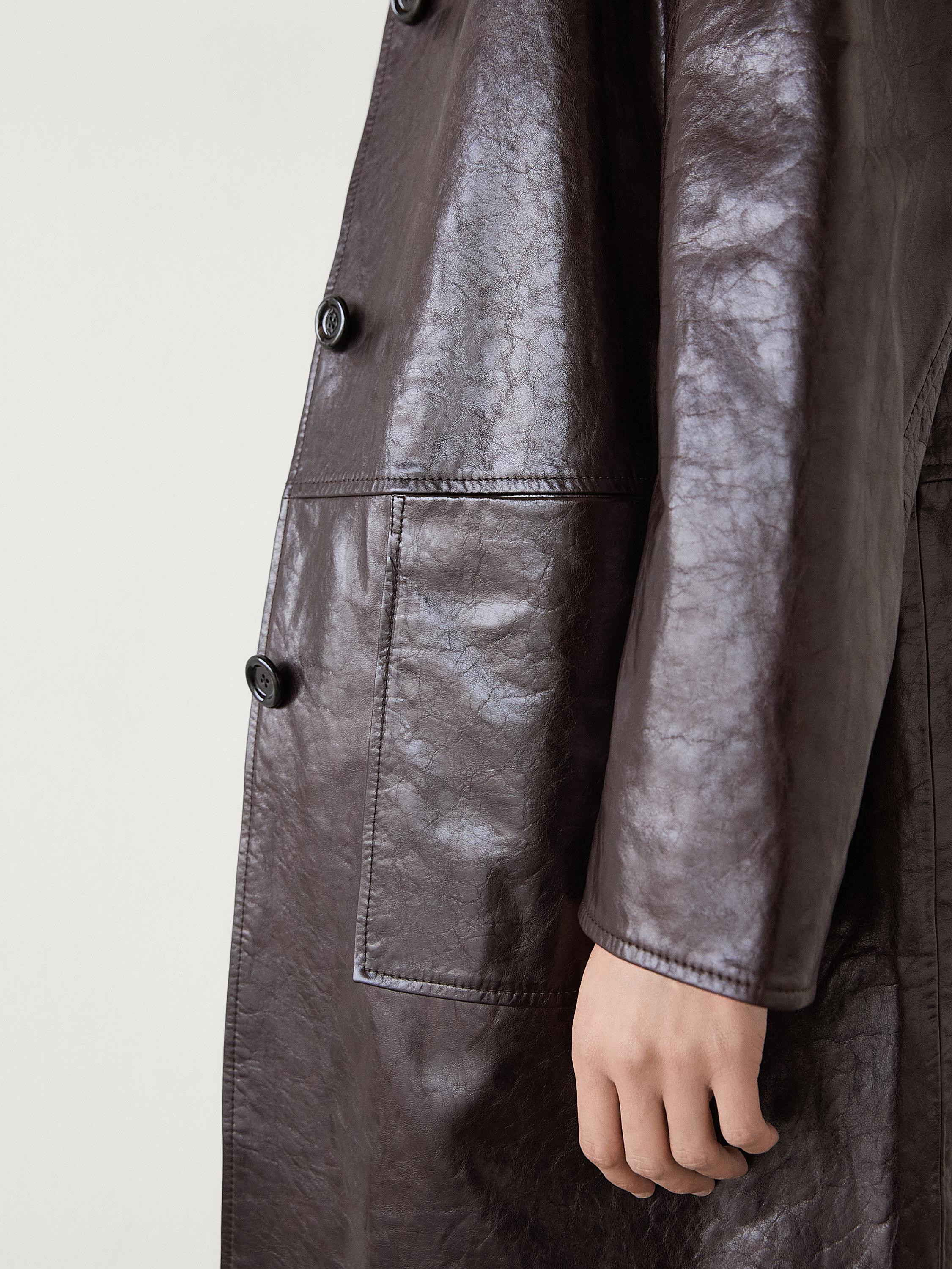Nappa leather creased-effect coat | Massimo Dutti US