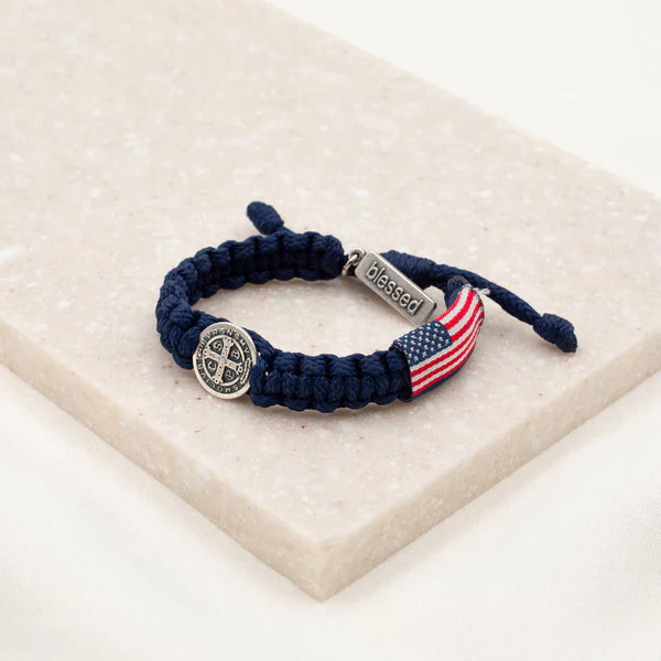 God Bless America for Kids and Teens United Bracelet | My Saint My Hero