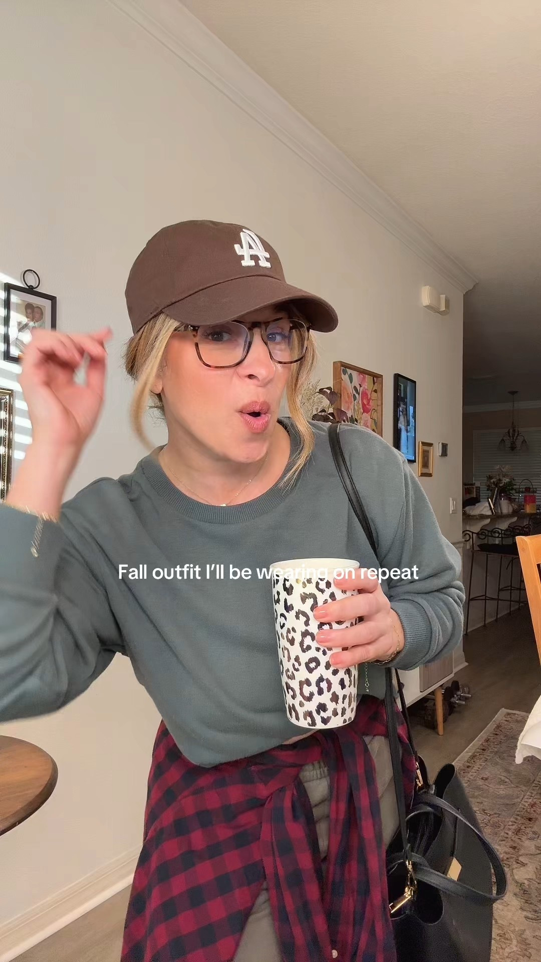 This is one of those outfits I could wear every single day this fall 🍁
A cropped sweatshirt, cozy joggers, and a flannel tied around the waist, the definition of comfy chic.
Topped it off with my LA cap, retro glasses, and Nike sneakers for that casual street-style vibe.

Outfit Details:
🕶 Glasses – Breaksun Retro Oversized Square Glasses
👕 Flannel – Amazon Plaid Button Down
👖 Sweatpants + Cropped Sweater – Amazon basics (linked similar)
🧢 LA Hat – Amazon
👟 Nike Sneakers – linked similar

#FallOutfit #AmazonFinds #LTKStyle #CasualFallOutfit #CozyStyle #WeekendLook #ComfyChic #FallOOTD #FashionOver40 #StreetStyleVibes #LTKFallFashion #ChicWithKez #AmazonOOTD #LatinaStyle #AthleisureStyle #EverydayOutfit

#LTKSeasonal #LTKStyleTip #LTKActive