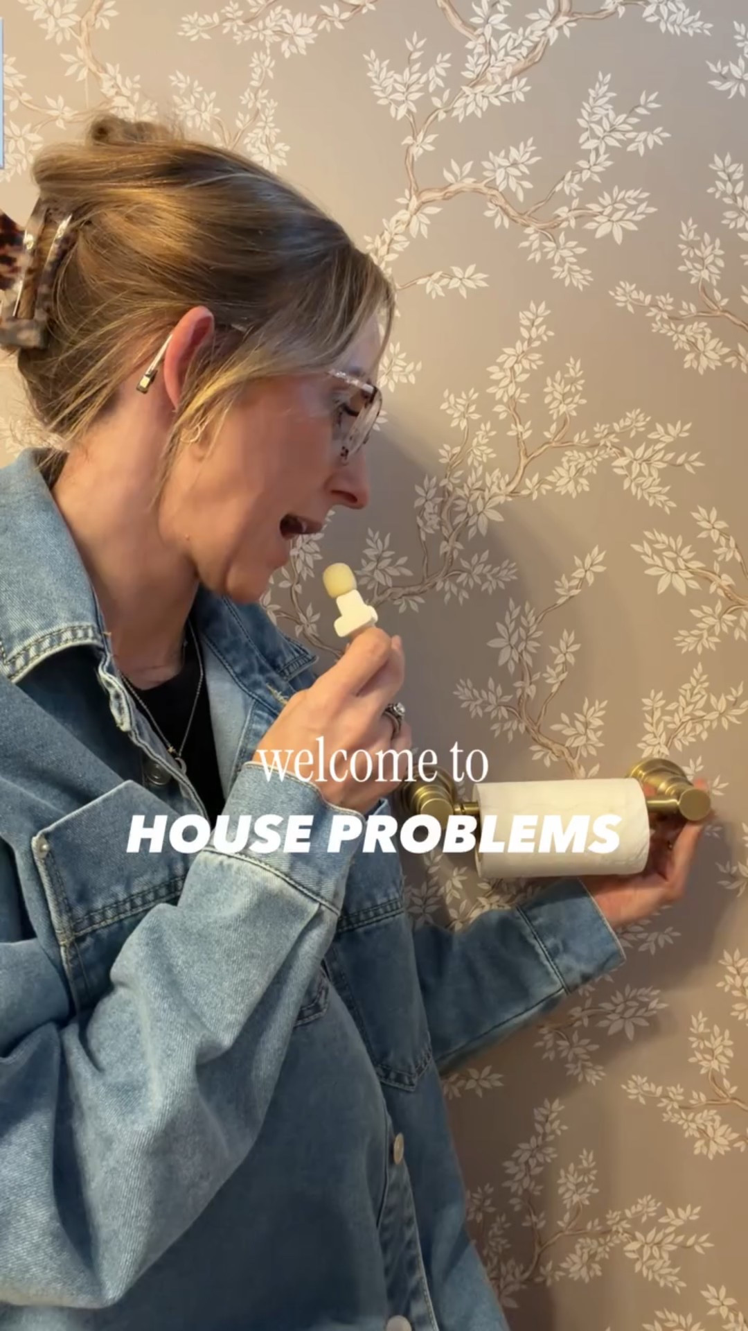 DAY FIVE! The Loose Toilet Paper Holder — it only took me SIX minutes to fix and has bothered me for like a year 😆 

6 days to complete 6 things around my house that I’ve been putting off that are driving me absolutely insane. I’ve been dreading these things for months, so we’re gonna time how long it actually takes me to finish each one. 

✅ DAY 1: The Junk Drawer — 27 minutes
✅ DAY 2: The Hole Patching — 1 hour, 17 minutes
✅ DAY 3: The Cord Crisis — 33 minutes
✅ DAY 4: The Pantry — 25 minutes
✅ DAY 5: The Toilet Paper Holder — 6 minutes

Come back tomorrow for our last day: The Closet Purge!!

Comment SCREW and I’ll send you a link to the anchor kit!