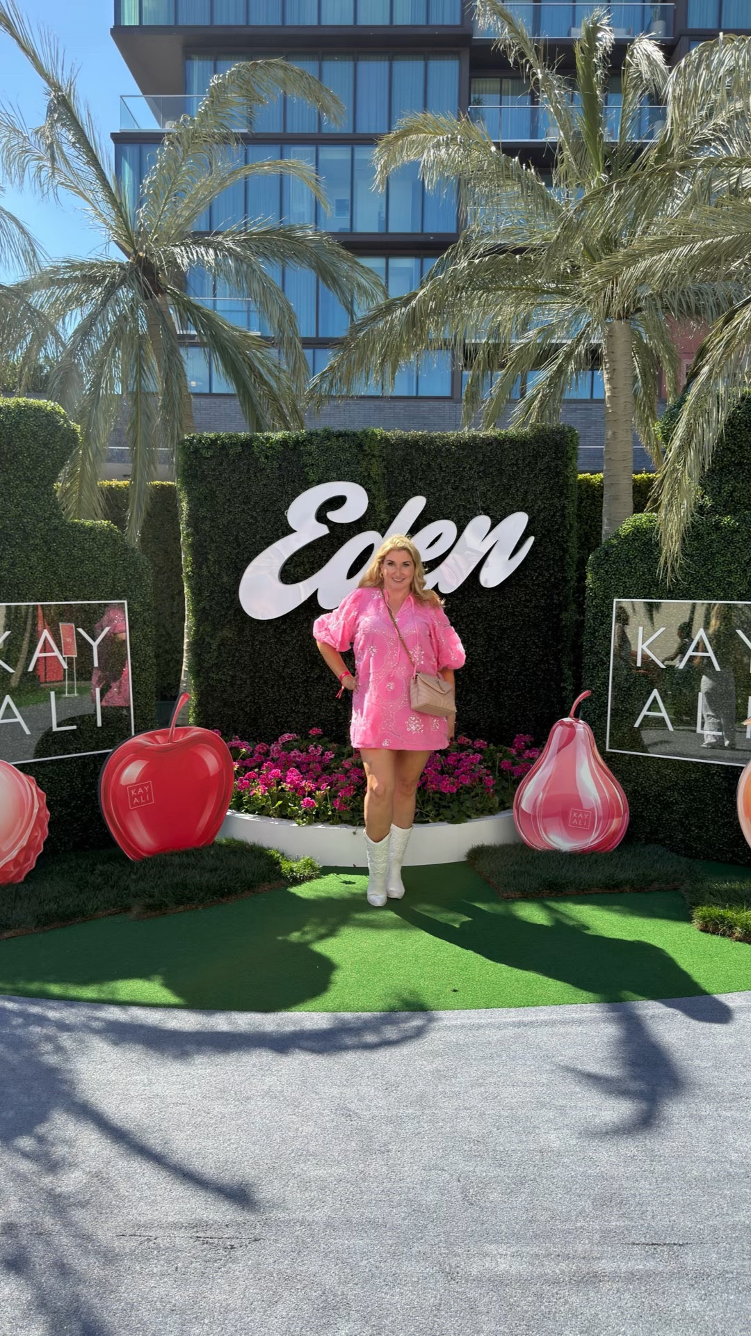 Kayali has done it again, y'all! They launched two new fragrances in their Eden line and I got a sneak peek at an event in Los Angeles!

•Eden Sweet Peach | 35: This sugary, velvety and juicy fragrance has notes of sweet peach, red apple, frangipani, nectarine, oak moss and musk. It is super nostalgic for me and reminds me of biting into super ripe peaches while lying on a picnic blanket in the grass under the summer sun in my backyard when I was little!🧡🍑

•Eden Plush Pear | 23: This plush, dewy and dreamy fragrance has notes of plush pear, mandarin, freesia, gardenia, sandalwood and vanilla caviar. It reminds me of unpacking a fresh, sugary, sweet pear from the cooler on the beach and enjoying that refreshing juicy first bite while the waves crash near my feet!🩷🍐

These are both deliciously decadent additions to any fragrance collection, especially for spring and summer!

#fragrance #perfume #kayali #fruityfragrance #peachfragrance #pearfragrance #kayalieden

#LTKvlog #LTKBeauty #LTKselfcare