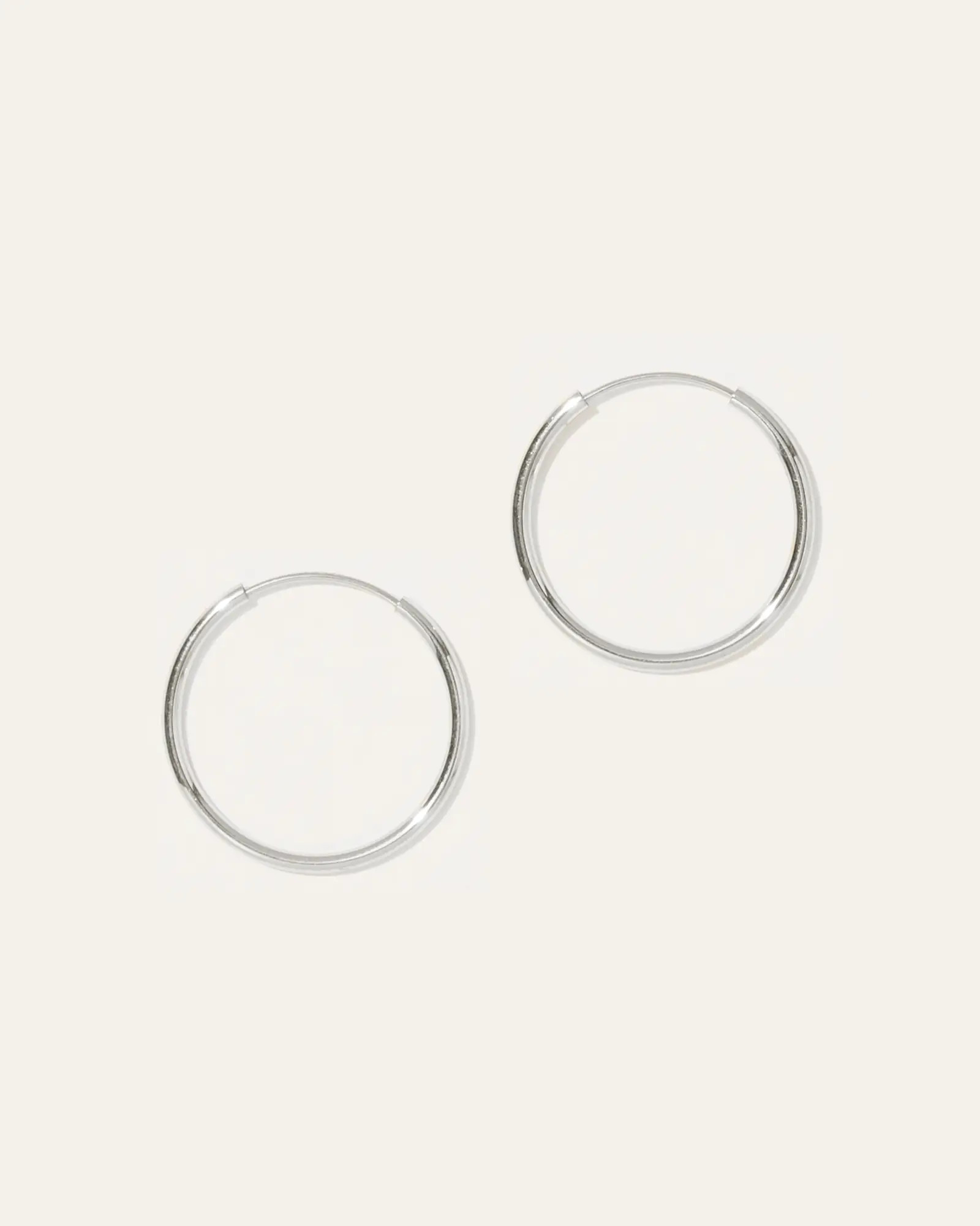 14k Gold Everyday 18mm Hoops | Quince | Quince
