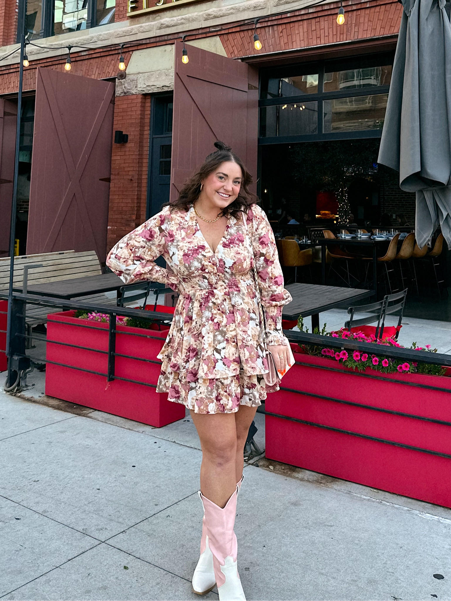 Girly fall dinner option 👢💗

#LTKstyletip #LTKSeasonal #LTKmidsize