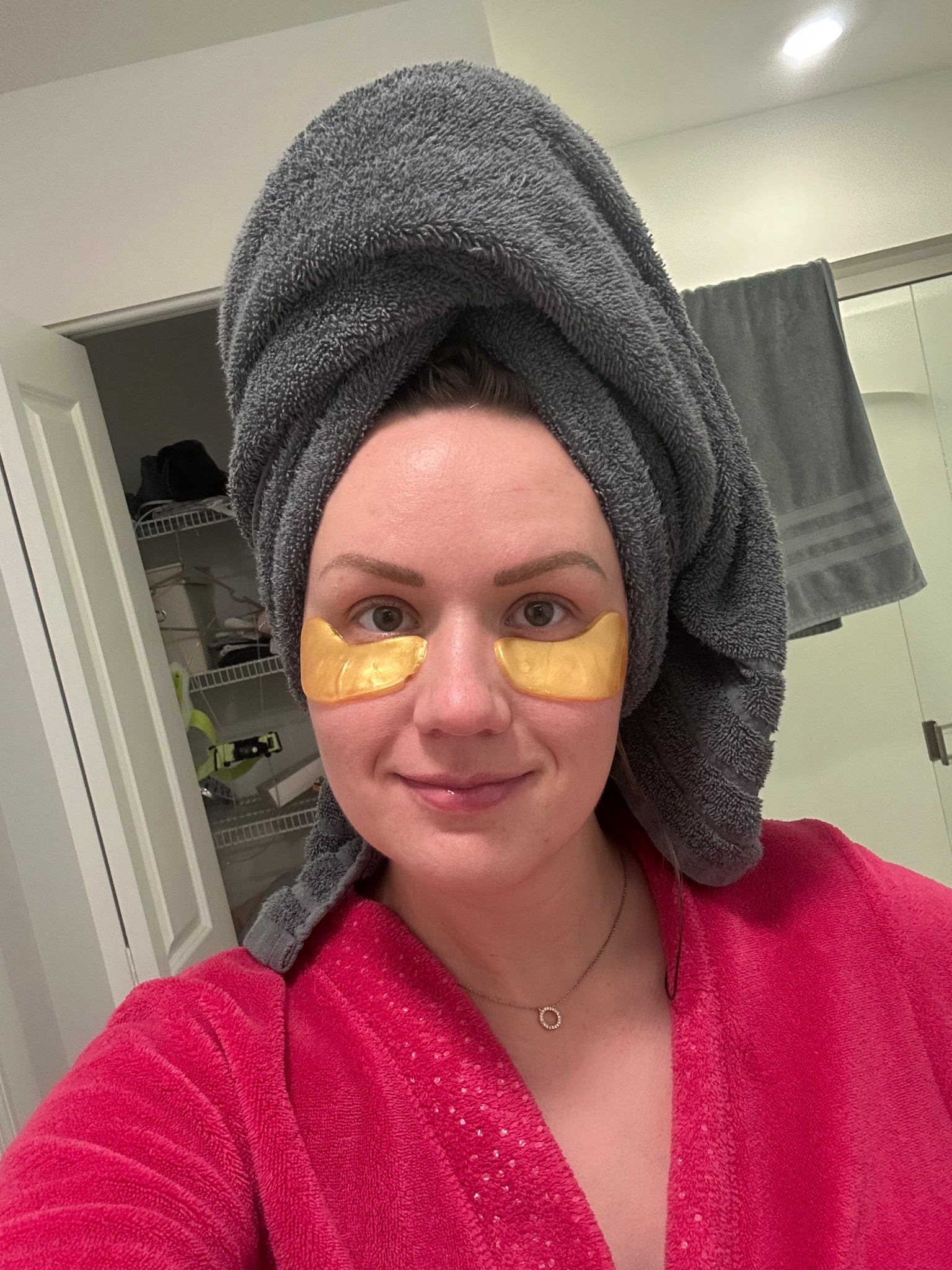 Woke up tired… fixed it in 10 💁‍♀️✨ These under eye masks are my secret for brighter, smoother, de-puffed mornings.  🙌 #ltkbeauty #ltkit #ltksalealert
#undereyepatches #skincareroutine #selfcaremusthaves #momlifehacks #beautyfinds #morningroutine #glowingskin #tiredmom #beautyhacks #dewyglow #darkcirclestreatment #puffeyesnomore

#LTKdayinmylife #LTKBeauty