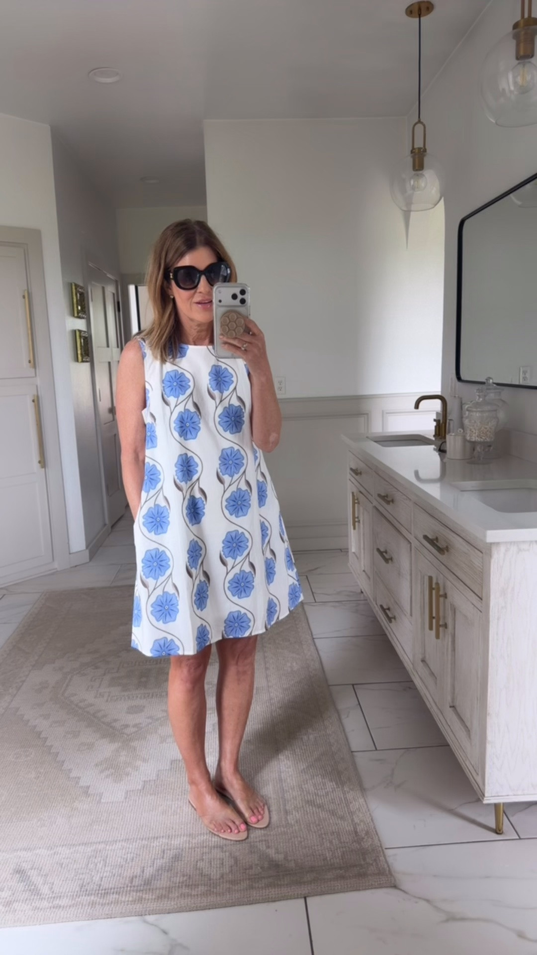 Skeptical but bought for vacation. Pleasantly surprised! Love this floral shift dress and the price 
Wearing a small