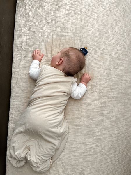 Safe sleep tips when baby starts rolling - newton mattress, muslin sheet, no more swaddle, & baby monitor so you can see their face ❤️
Baby shower gift
Swaddled
Baby boy
Rolling over

#LTKbaby #LTKbump #LTKfamily