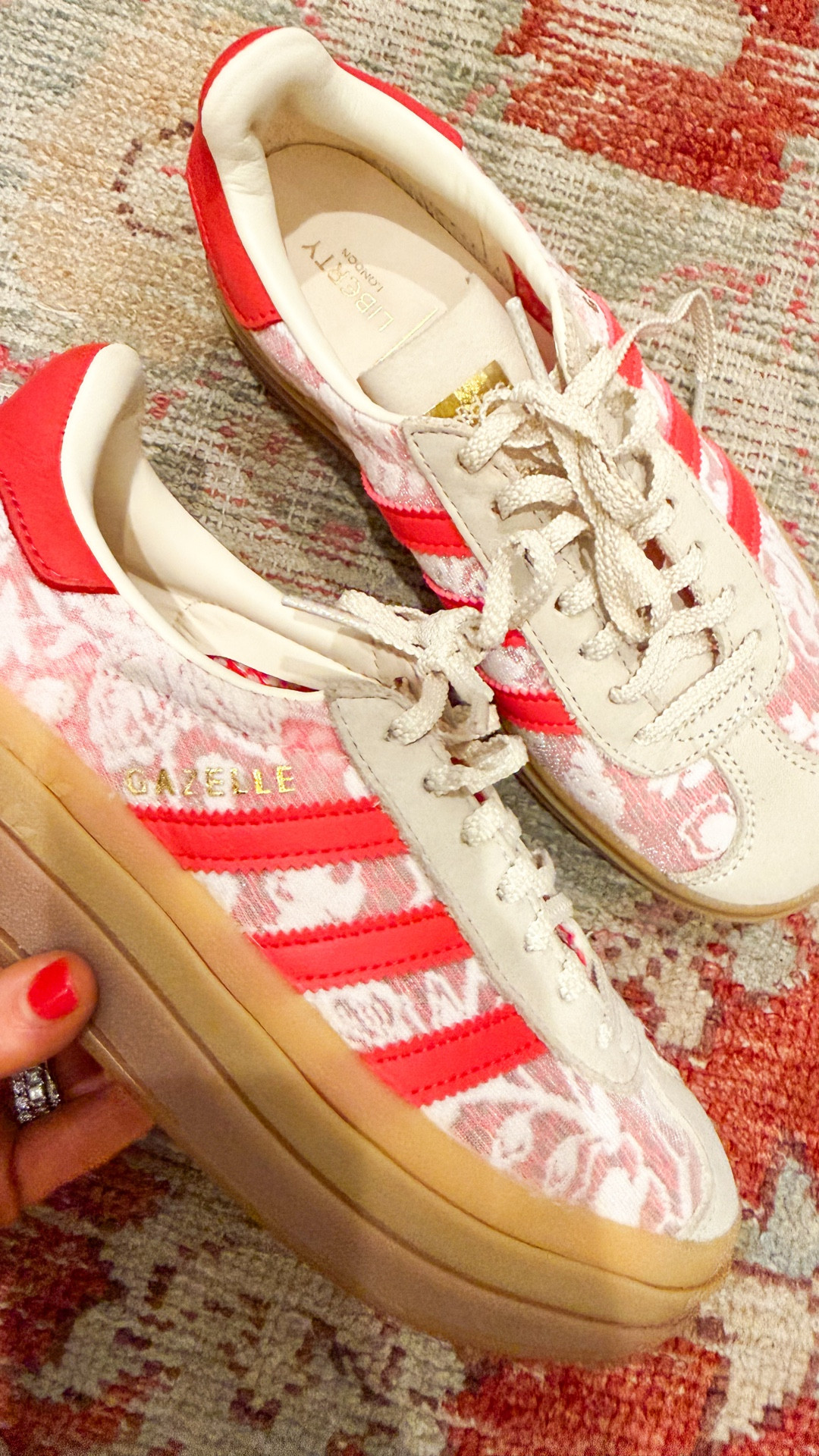 reg $125 on sale for $63 • run big so size down! 

#LTKSaleAlert #LTKFindsUnder100 #LTKCyberWeek