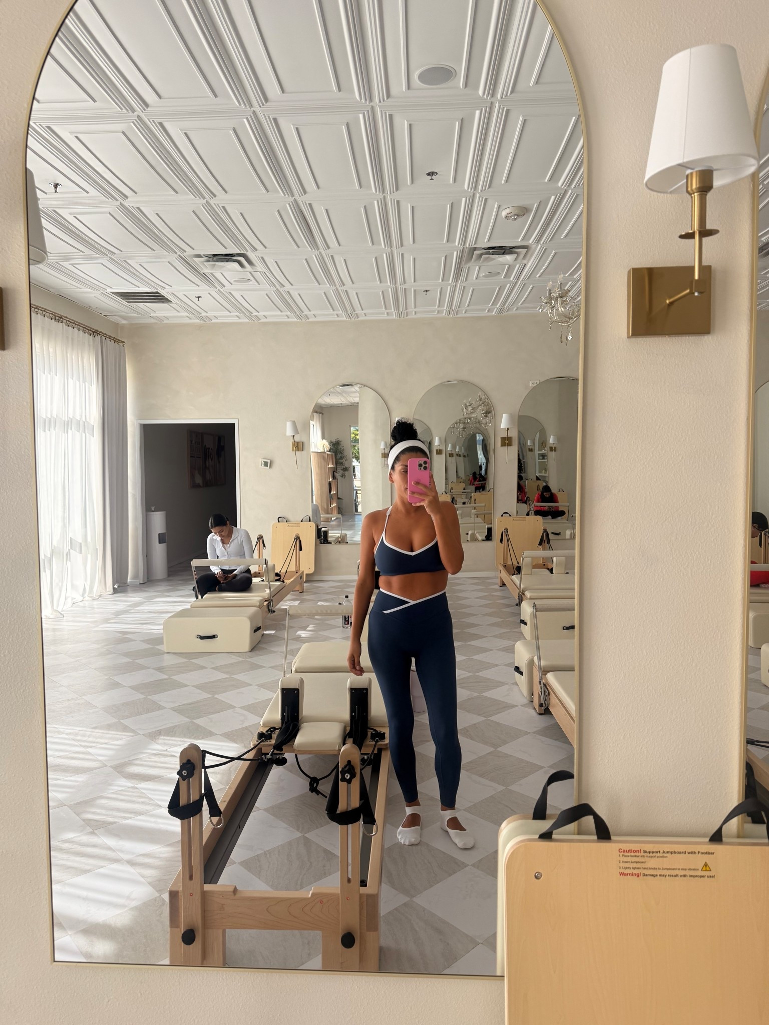 🔥 If a cute workout set boosts your confidence… this one is about to become your new obsession.

#abercrombie #ypb #women

#LTKdayinmylife #LTKStyleTip #LTKfitnessgoals