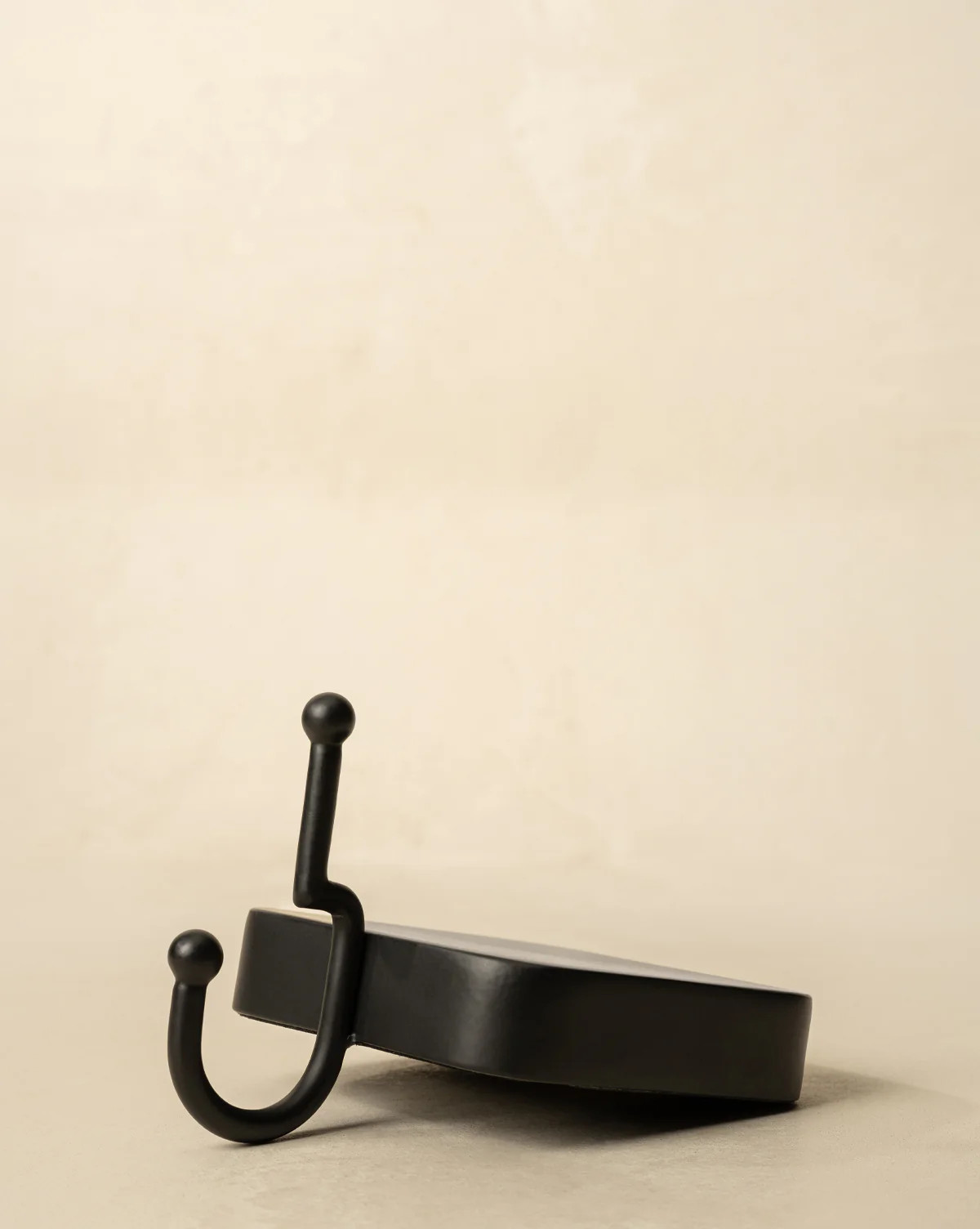 Addi Stocking Holder | McGee & Co. (US)