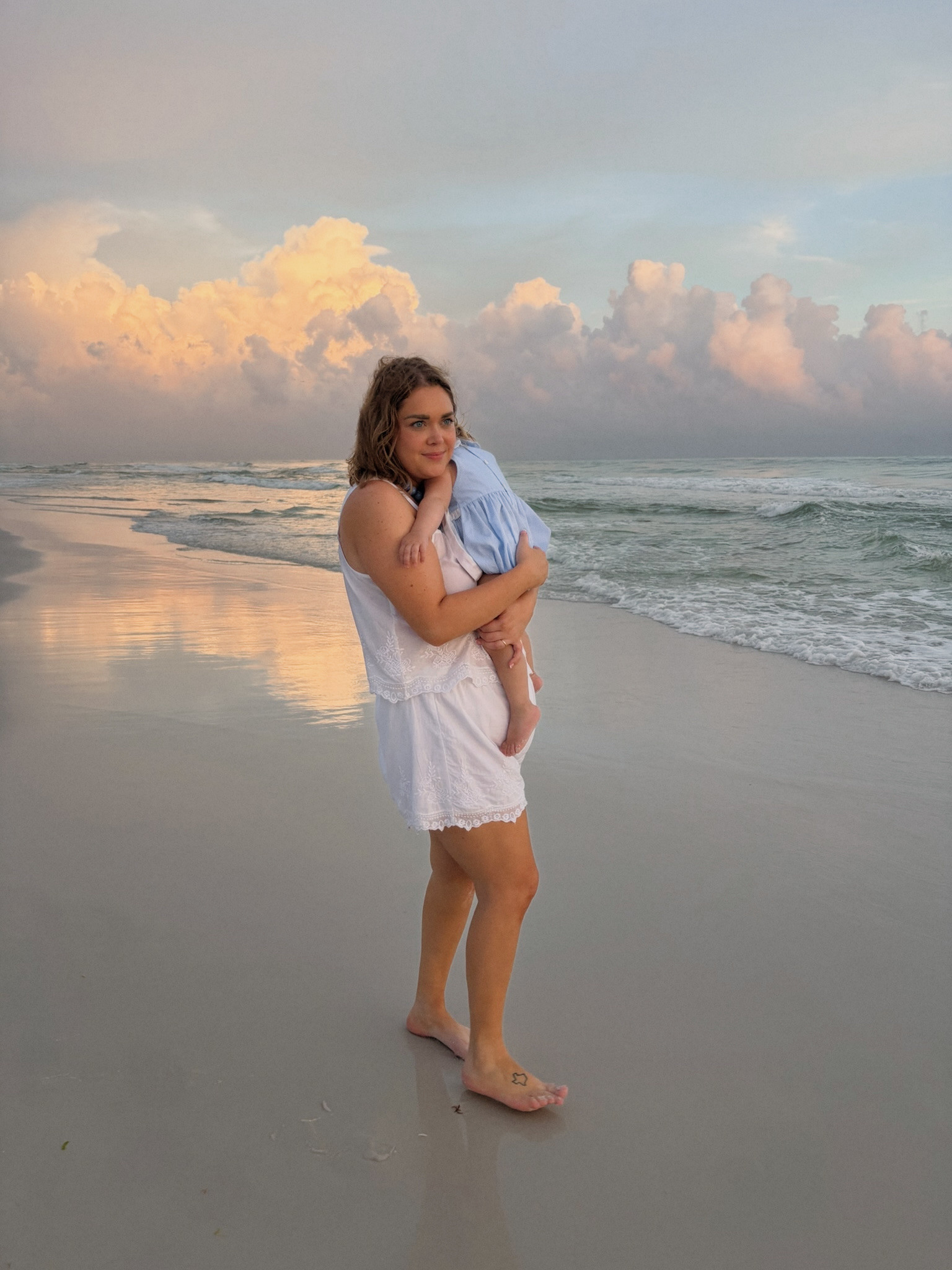 Family pictures outfit wearing xl in set Margot’s bubble is so good for summer it’s from Cecil and Lou

#LTKmomlife #LTKKids #LTKMidsize
