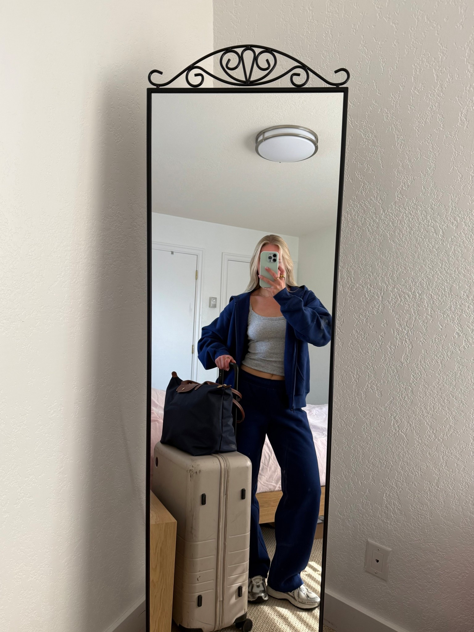 travel outfit 💙

#LTKcanada #LTKstyletip #LTKtravel