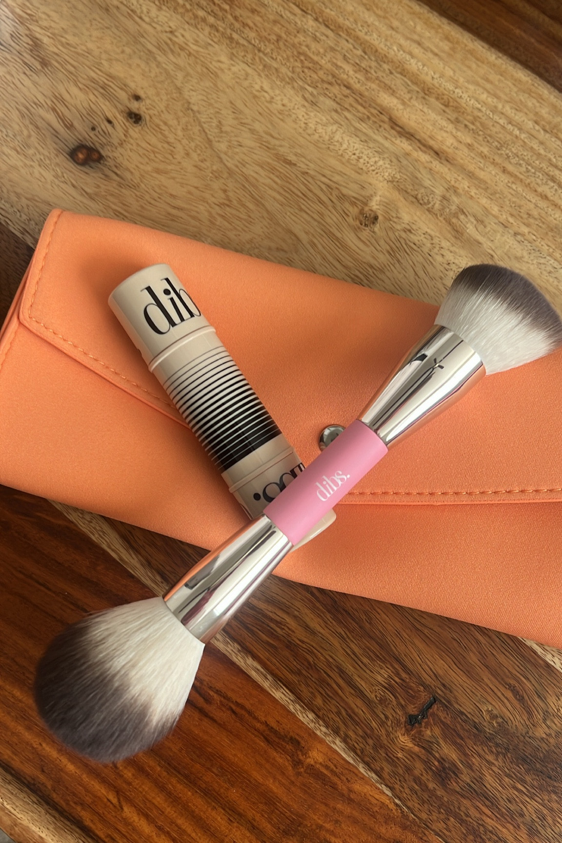 Hello hunni!!! So excited for these products and this brush 🤩 



#shopLTK #LTK #beauty #shop #cute #brush #dibs #dibsbeauty 

#LTKbeauty #LTKstyletip