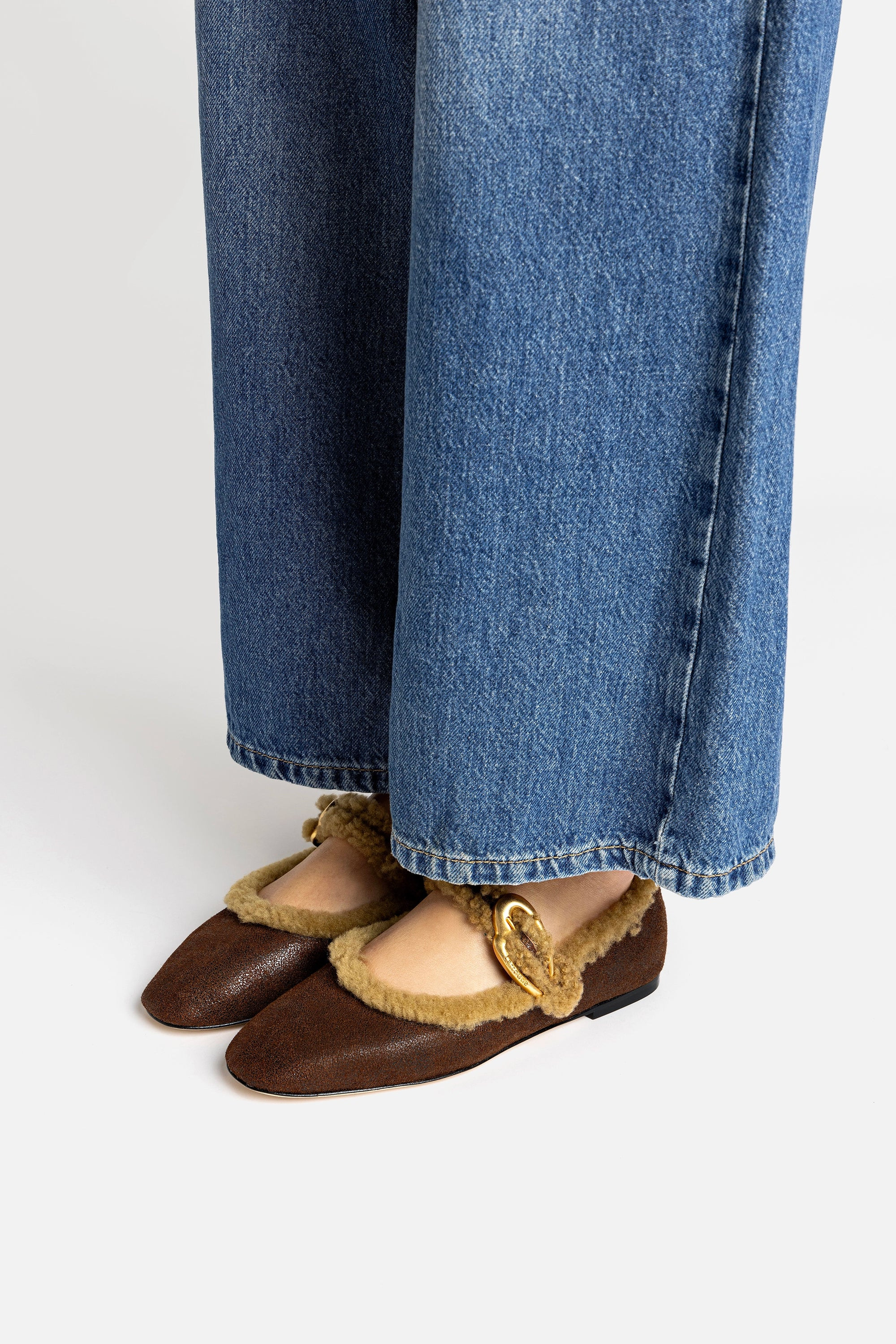 Verona Ballet Flat In Cocoa Leather And Natural Shearling | Larroude