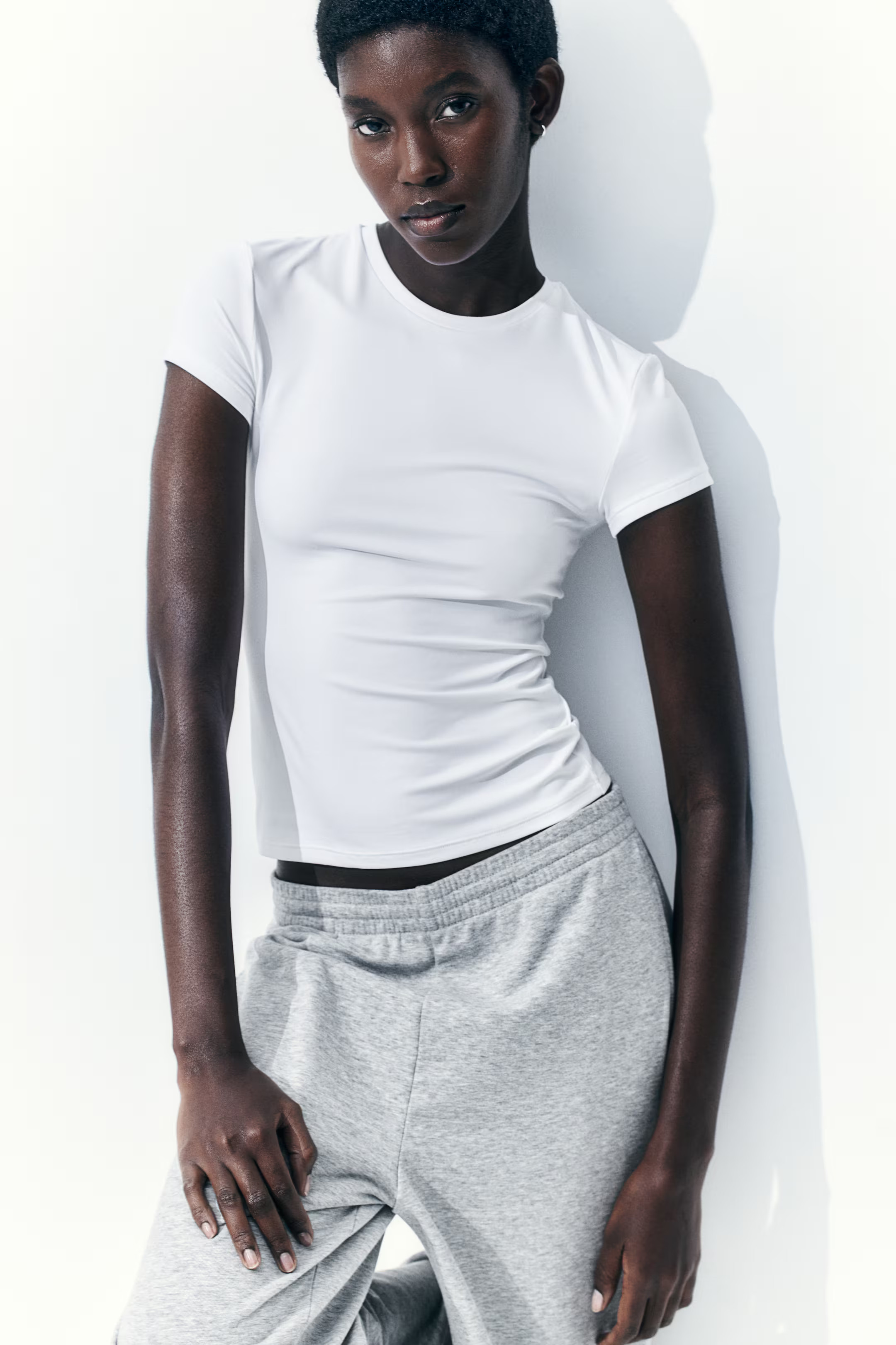 Fitted T-shirt | H&M (US + CA)