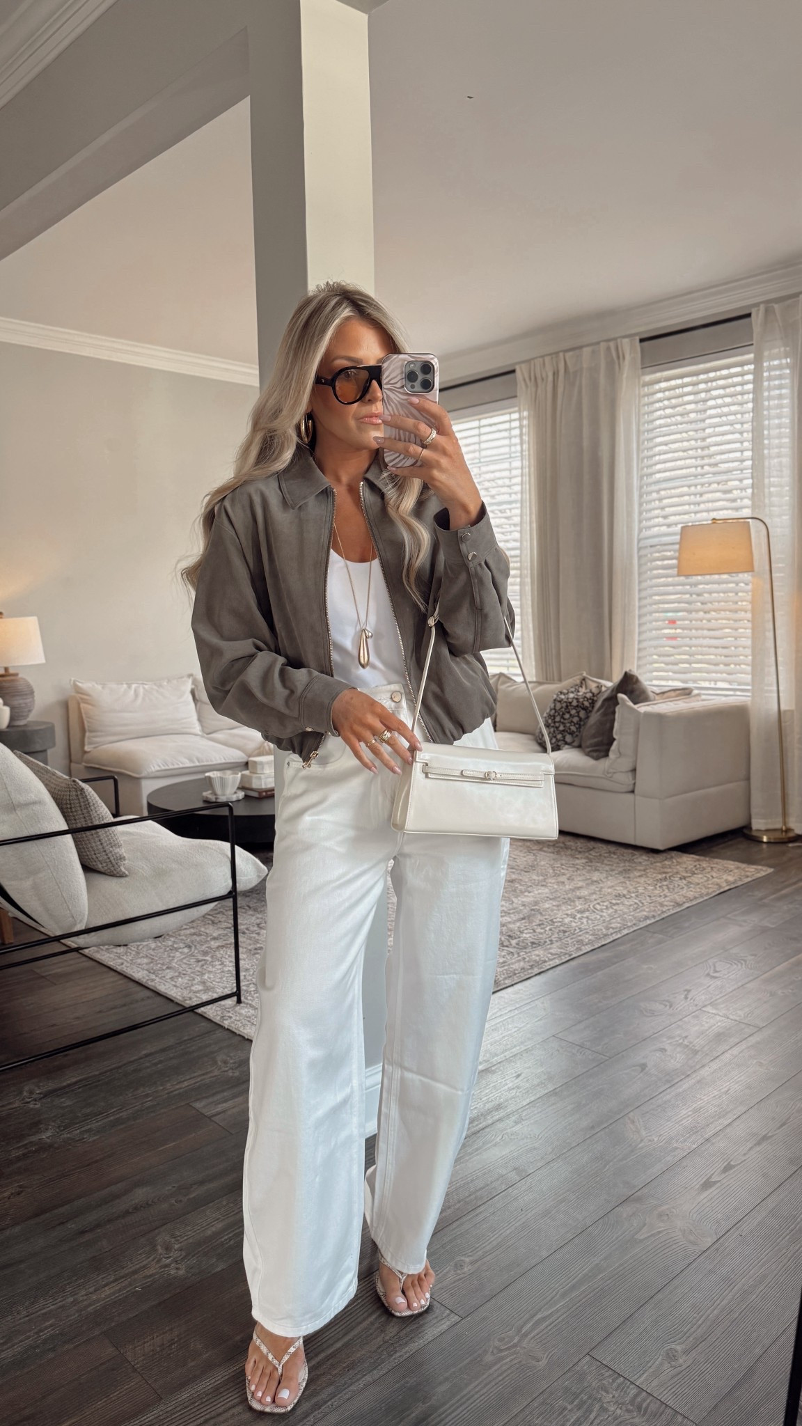 Casual spring ootd

#LTKootd #LTKSeasonal #LTKspring