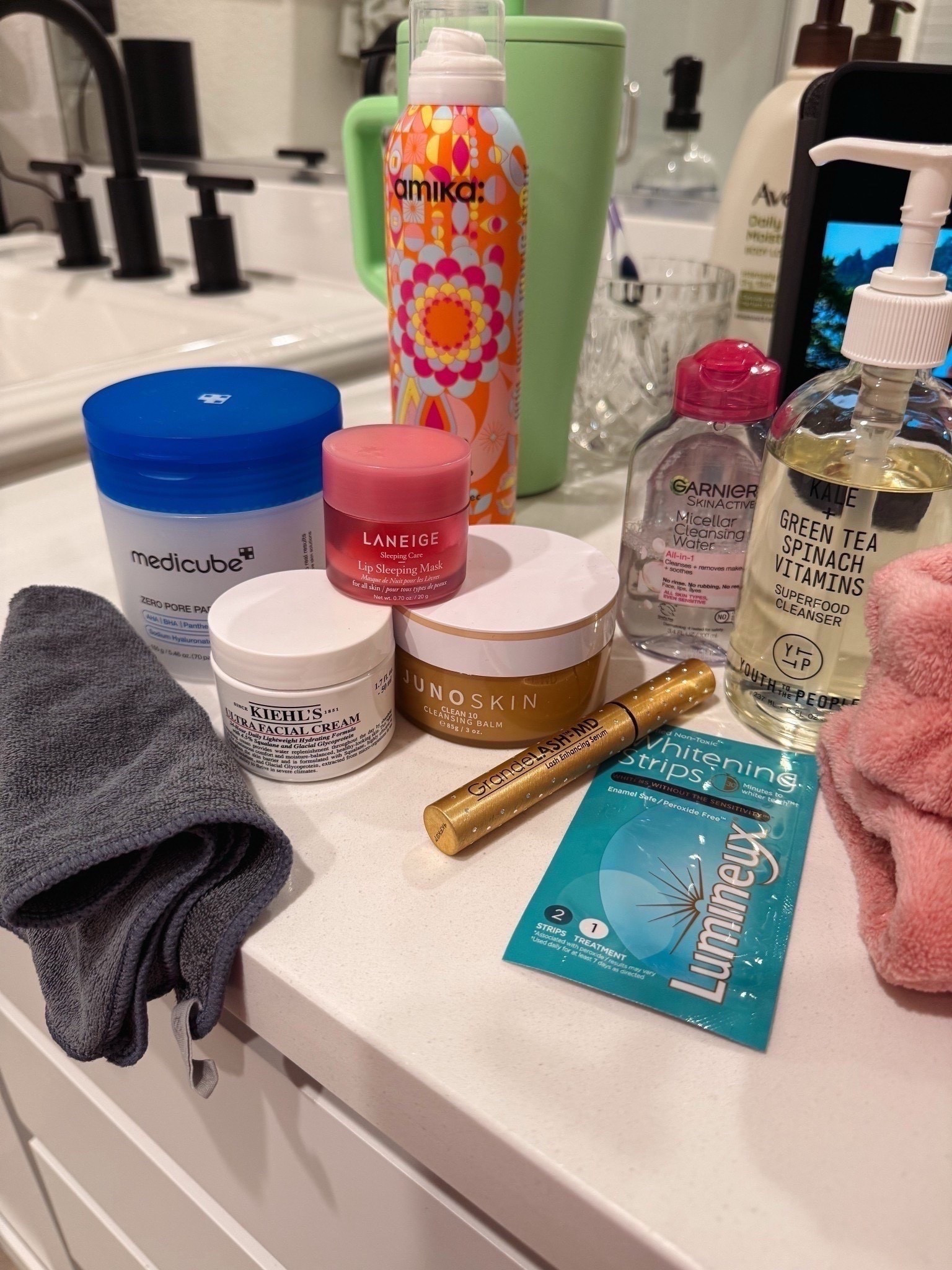 Nighttime skincare routine
Affordable skincare products 🥰

Kitsch satin scrunchies
Lumineux teeth whitening strips
Junoskin makeup cleansing balm
Garnier micellar water
Youth to the people cleanser
**also linked my fav La Roche Posay**
Medicube toner pads
Khiels moisturizer 
Laneige lip sleeping mask
Amika dry shampoo
Microfiber cloths 


PM skincare, Amazon finds, Amazon beauty, affordable beauty, midsize, beauty over 30, skincare over 30, Courtney Hamilton, itscourtneyhamilton 


#LTKmomlife #LTKBeauty #LTKSaleAlert