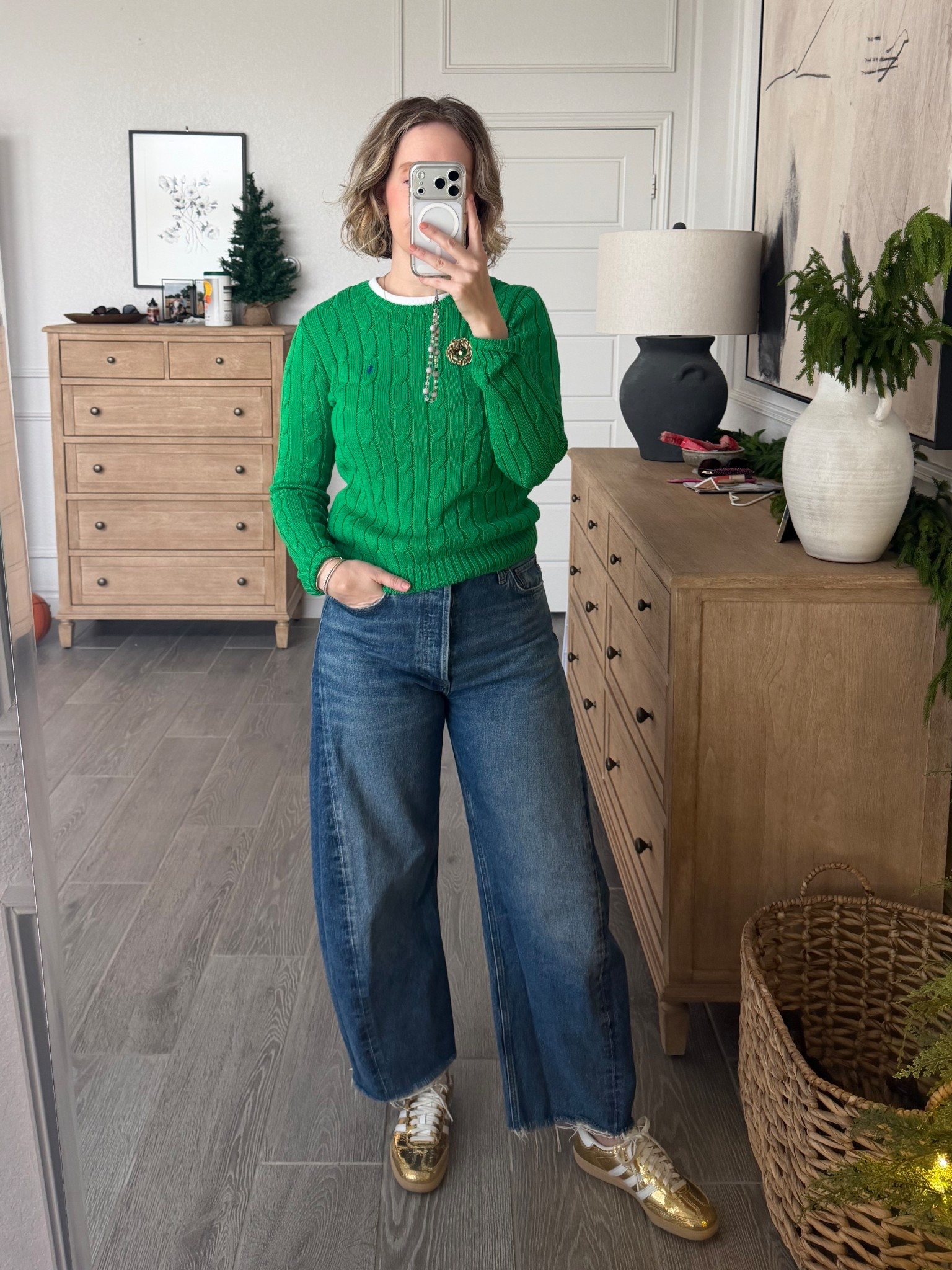 Wearing a medium in sweater 

#LTKSeasonal #LTKmomlife #LTKHoliday