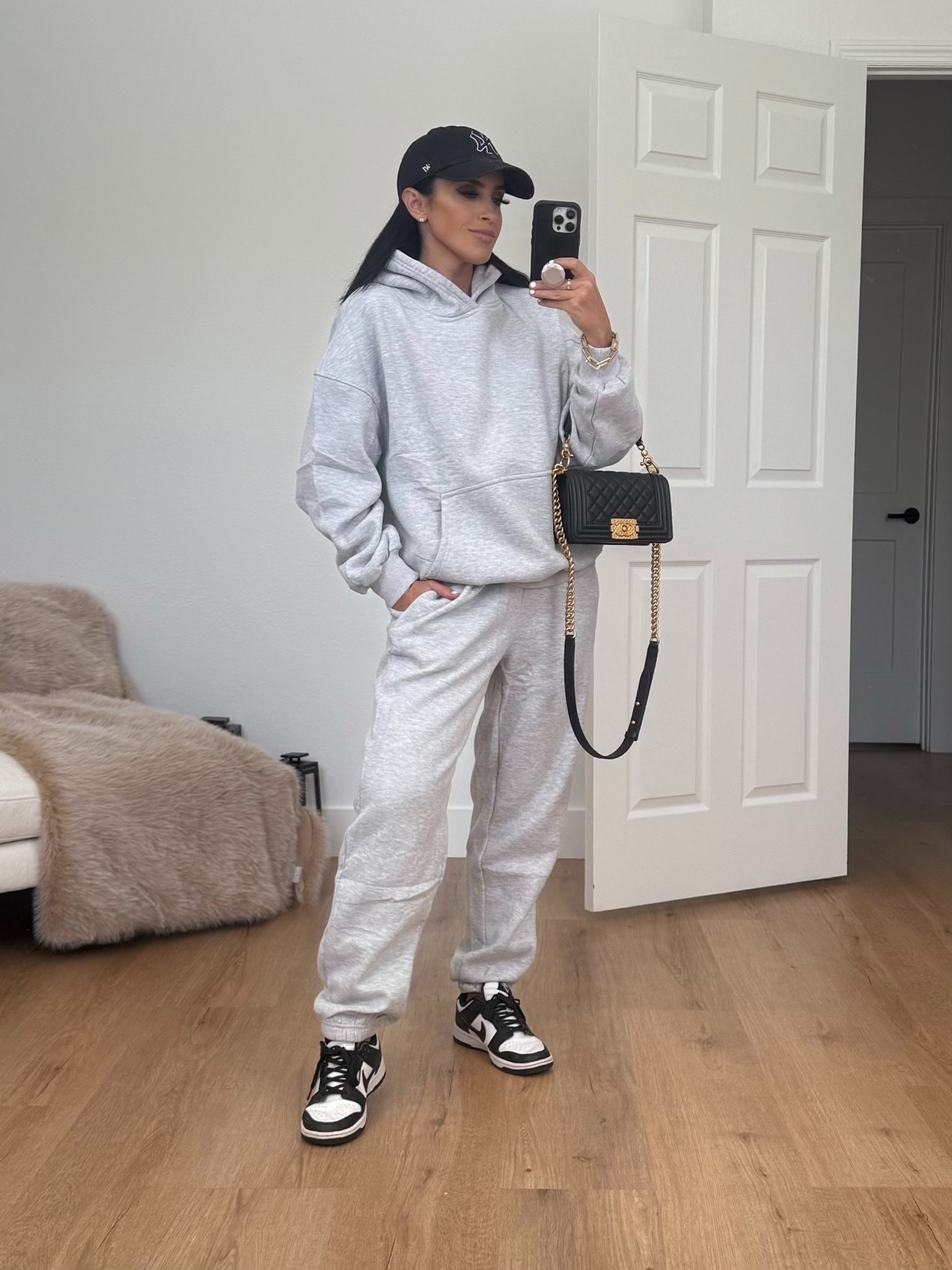 Sweatshirt Jogger set wearing size medium.
