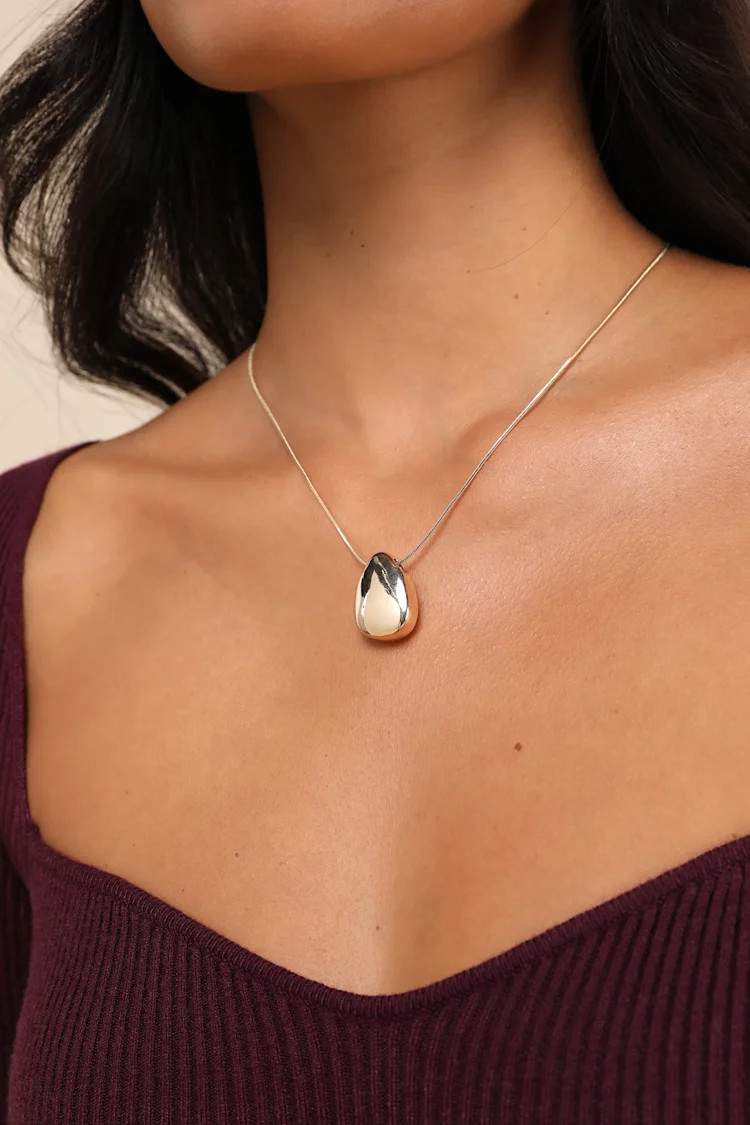 Bold Composure Gold Teardrop Pendant Necklace | Lulus