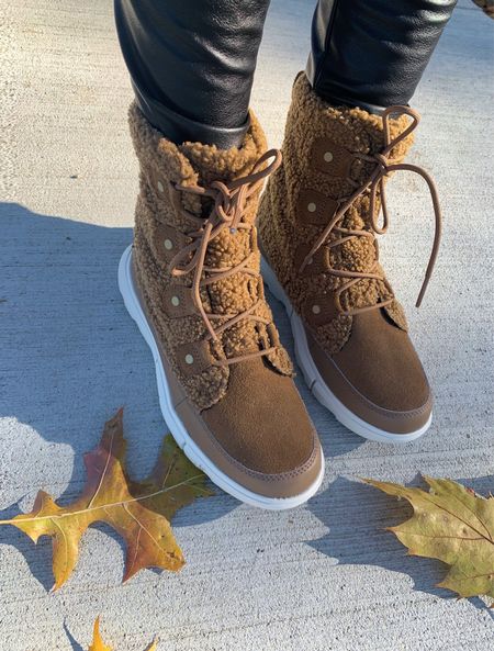 Sherpa boots for fall or winter 