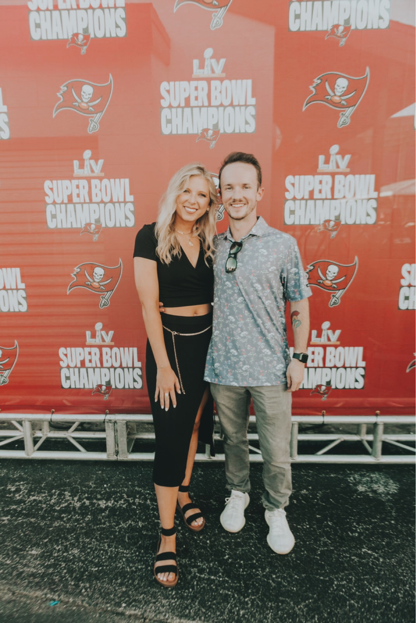 Shop this super easy comfy all-black look I wore to the superbowl ring ceremony! 🖤 

#LTKstyletip #LTKunder100 #LTKFind