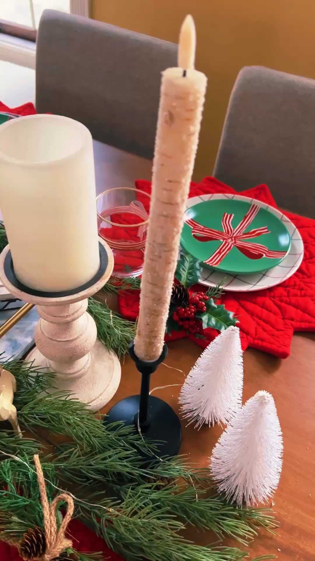 Birch candlestick with on/off button.


#LTKHoliday #LTKHome #LTKSeasonal