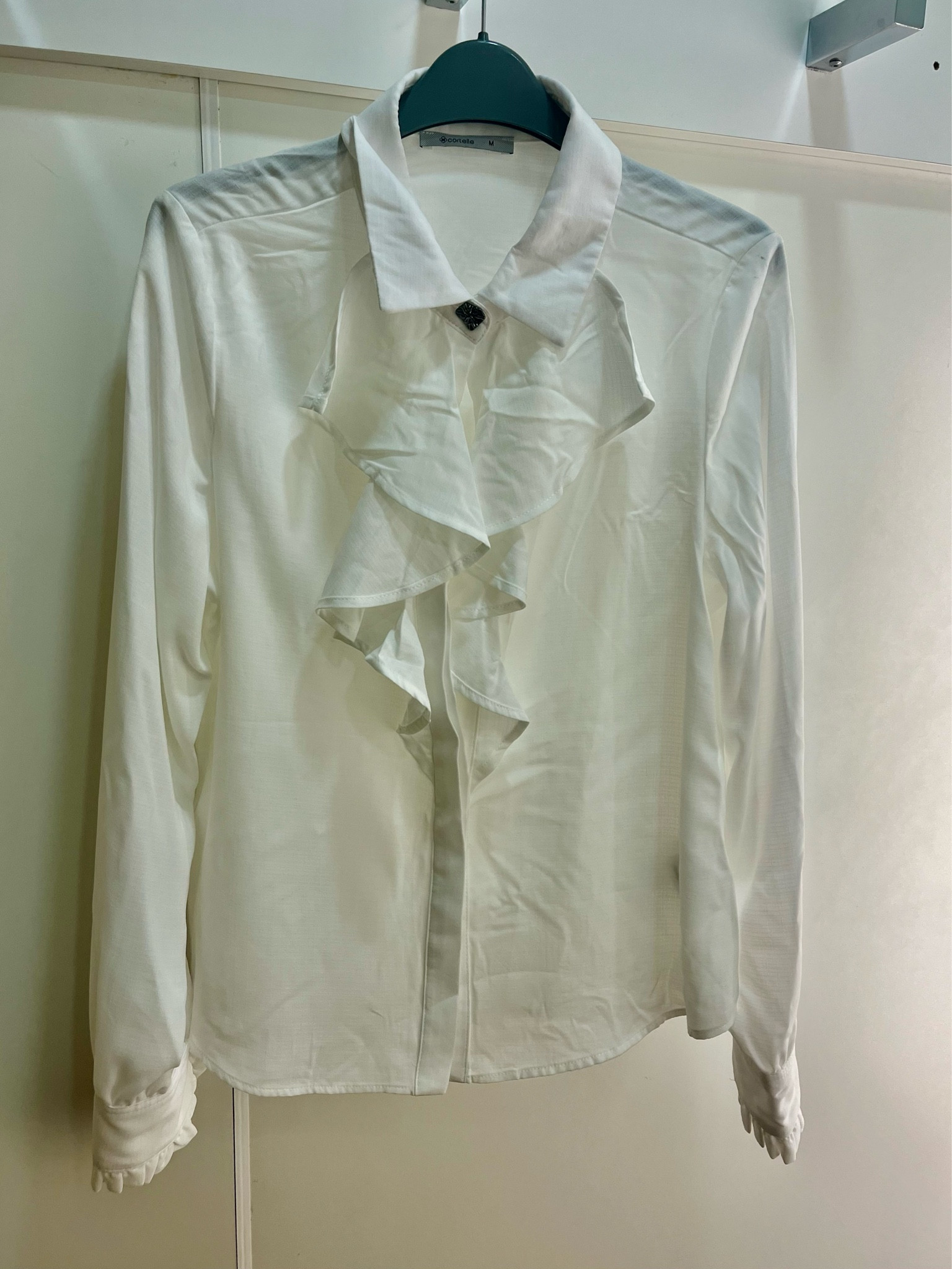 Da série: peças que amei na Renner! 🤌🏾✨

Tem nas cores: branca e preto 😉

#LTKstyletip