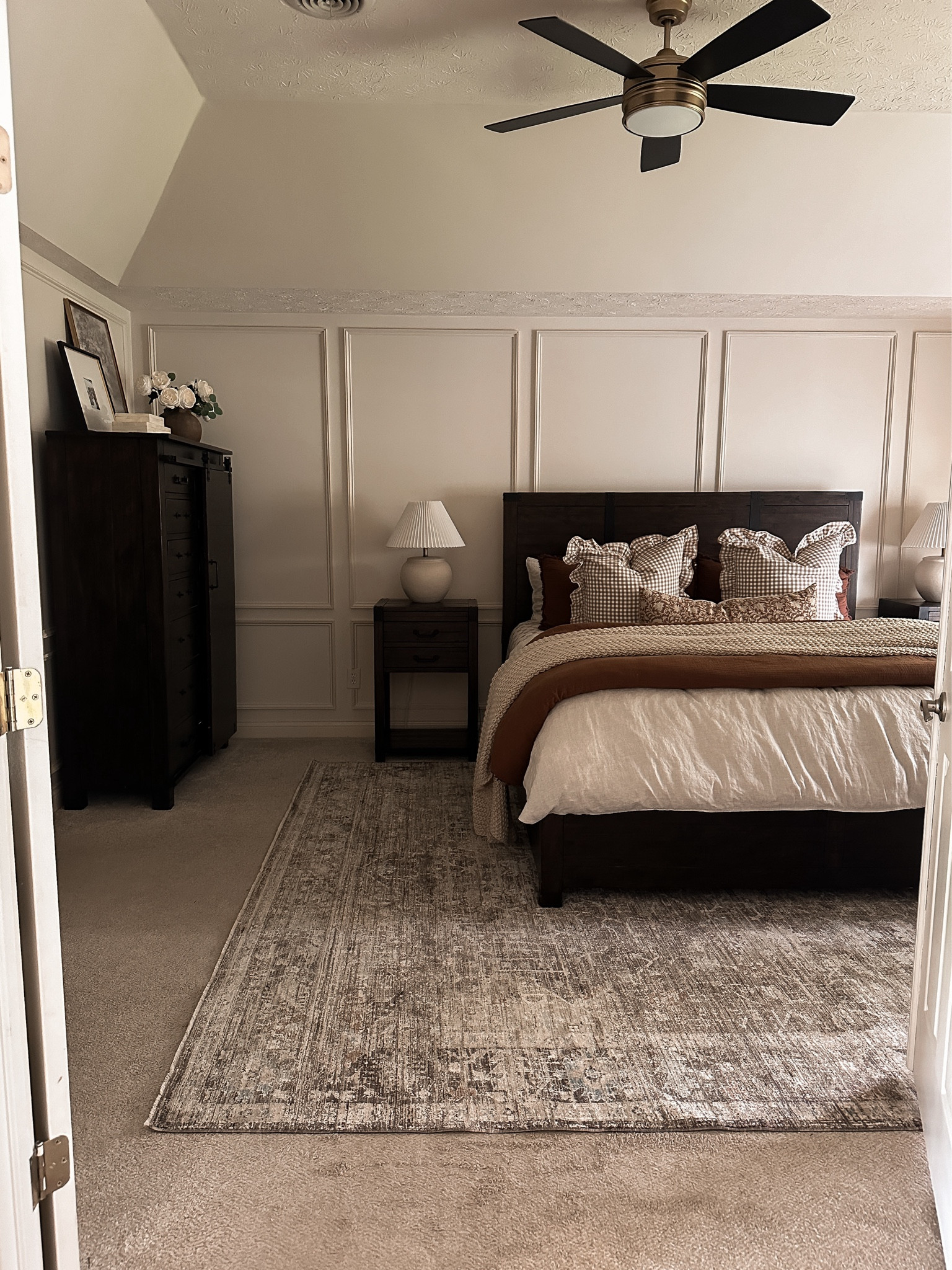 WAY DAY SALE! My master bedroom rug is 68% off! I have 9’6” x 13’1”

Way day sale, wayfair, loloi rugs, wayfair rugs, master bedroom rug


#LTKsalealert #LTKstyletip #LTKhome