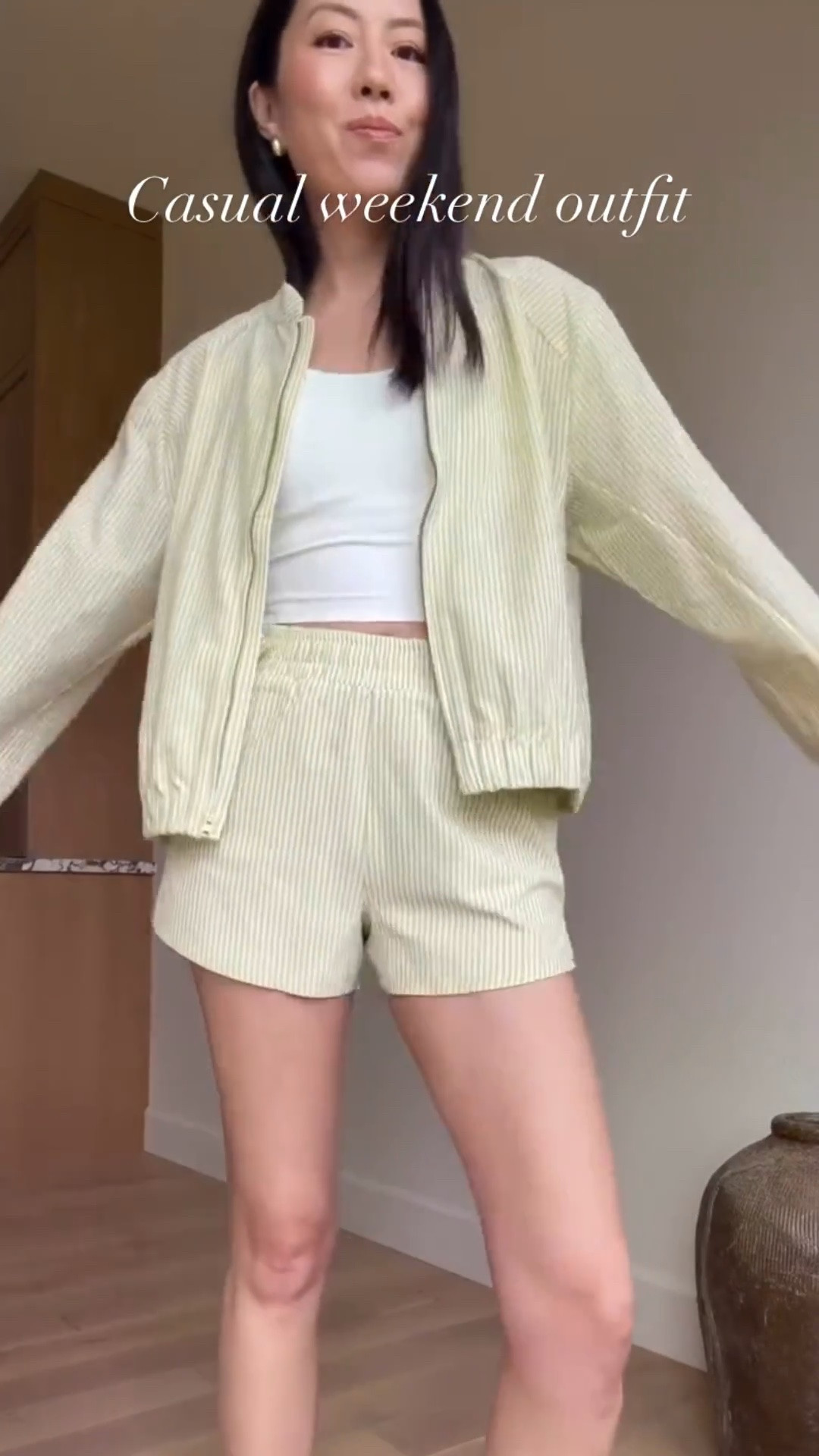 This latest performance seersucker collection is easy and elevated with all the functional details I’ve come to expect from the brand. PS: Use 20CHIC for 20% off your first purchase!

#Rhone
#summeroutfit
#summershorts
#classicstyle
#summerstyle

#LTKootd #LTKgrwm #LTKSeasonal