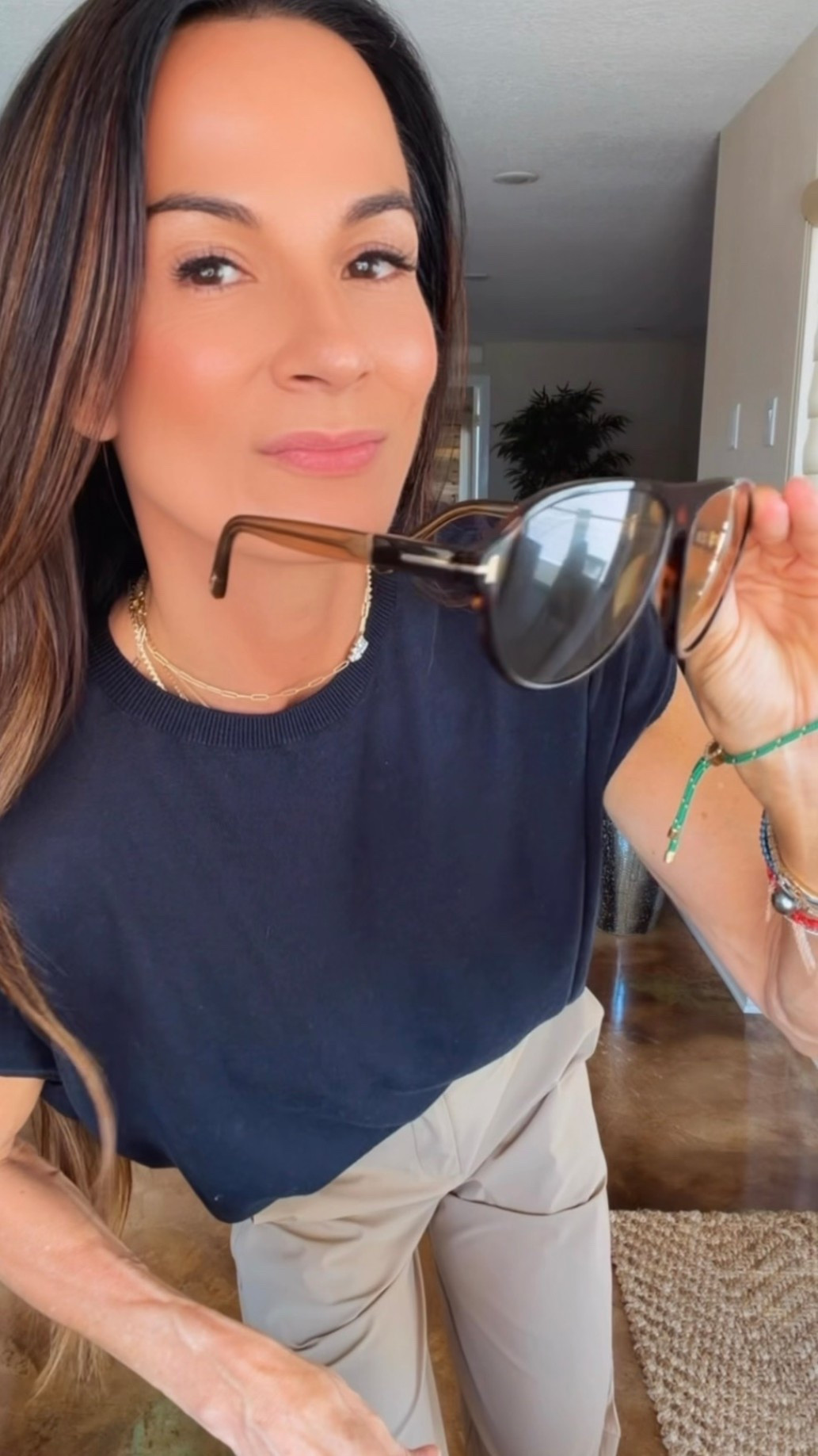 Same lightweight sweater top… two completely different vibes 🤍✨
One look says “running errands but make it designer.”
The other says “martini at 6.” 😌🍸

Proof that shoes really do change the entire outfit. From sporty Prada sandals to Gucci heels with the SAME viral bottoms… and honestly I can’t decide which version I love more 👏🏼

Use code NICOLE15 for a discount 🤍

#NicoleColeeStyle #EffortlessChic #LuxuryCasualStyle #NeutralStyleInspo #EverydayDesigner

#LTKdayinmylife #LTKootd #LTKgrwm