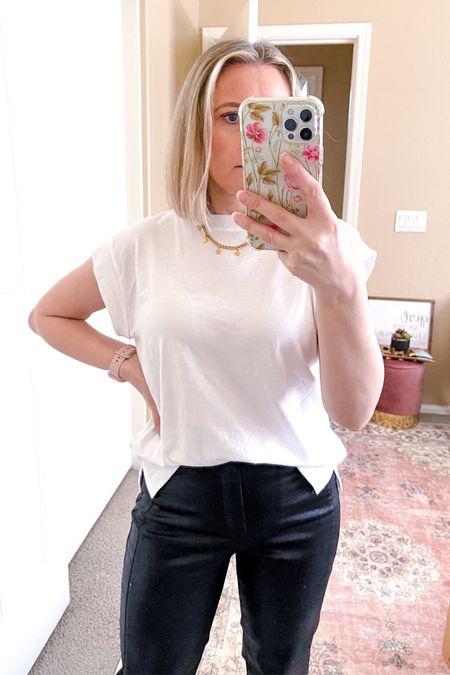 Love this tee from Target. So comfy! True to size and available in many colors. 



Target tee, target t-shirt, summer outfit, white t-shirt, white tee 

#LTKstyletip #LTKSeasonal #LTKover40