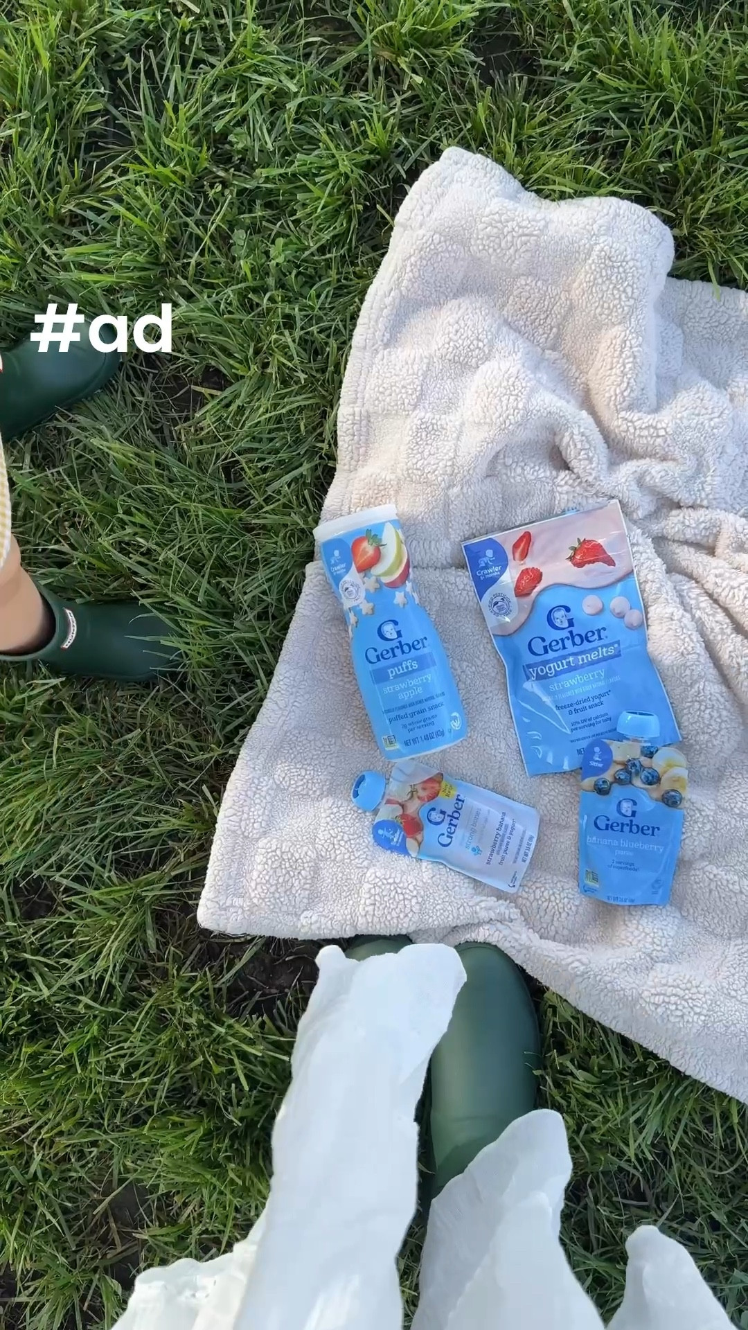 @gerber snack-break 🤝 happy girl! #ad #TargetPartner #Target @gerber @target 