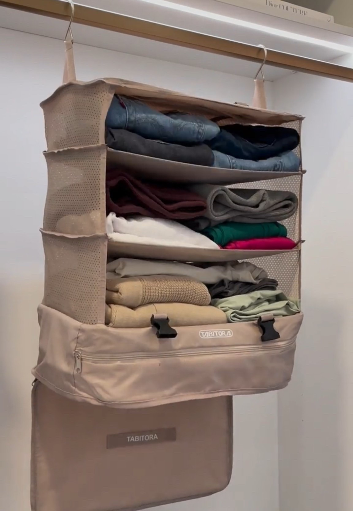 Scroll to shop!! Follow for more!!! Xo! ✨

#LTKdayinmylife #LTKTravel #LTKmomlife