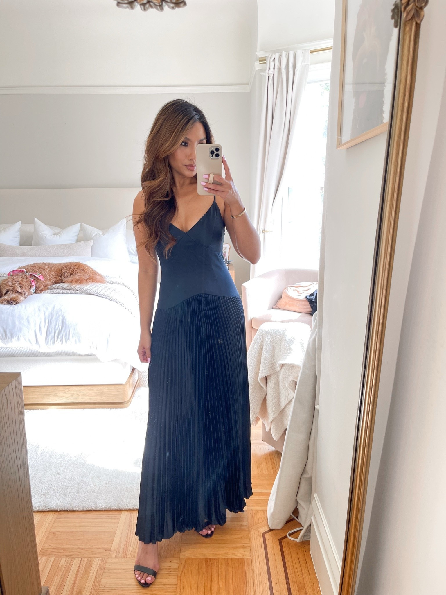 Magenta version of this dress is on sale! Would be perfect for a wedding guest dress! TTS, wearing xs

#LTKSaleAlert