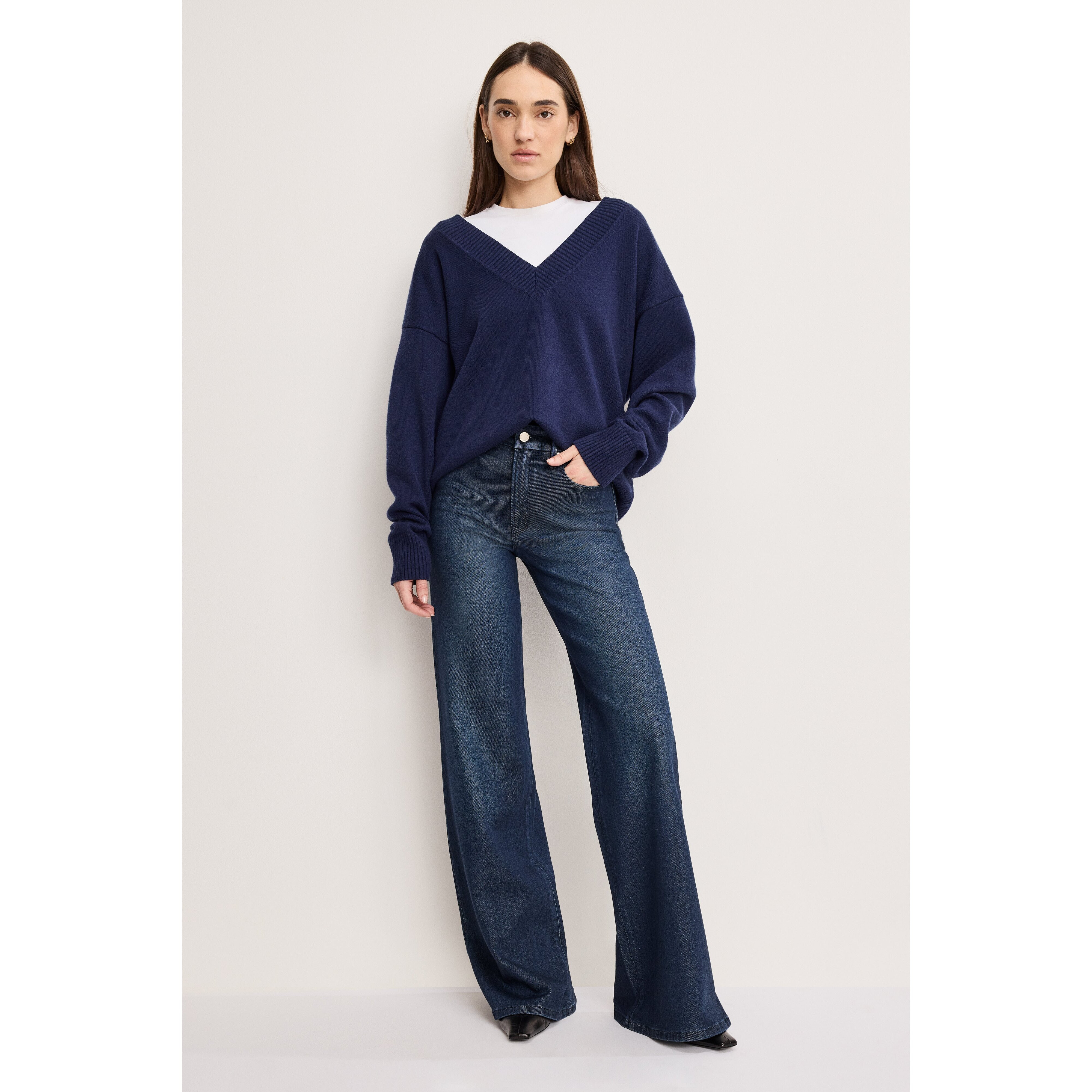 Women's Soft Tech Good Waist Palazzo Jeans | Flat Tummy Tech, Gap-Proof Waistband | Indigo, Size 16 Plus | Good American by Khlo | Good American