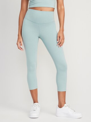 Extra High-Waisted PowerChill Hidden-Pocket Cropped Leggings for Women | Old Navy (US)